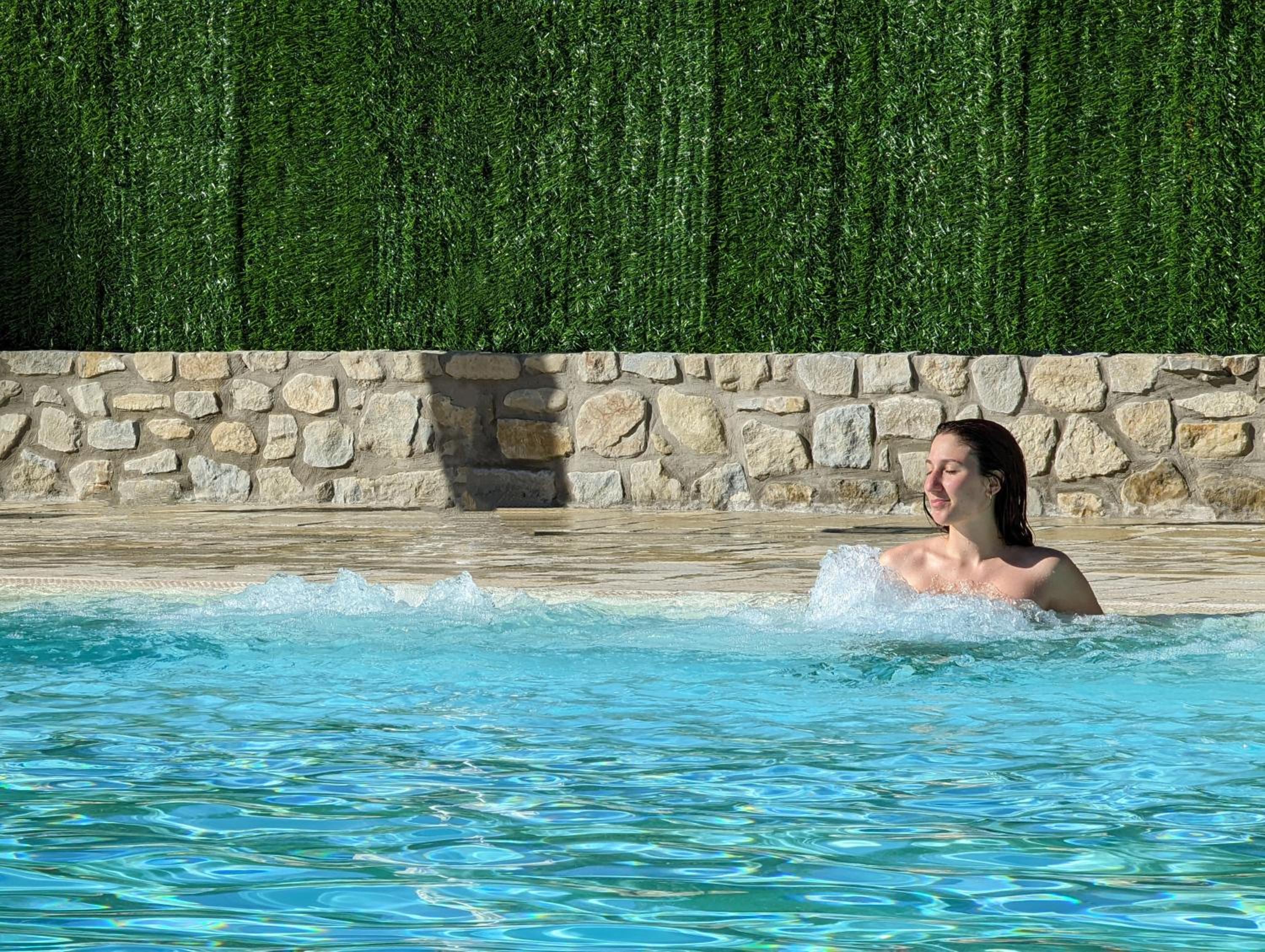 Triple Room with Pool Access - Photo 3