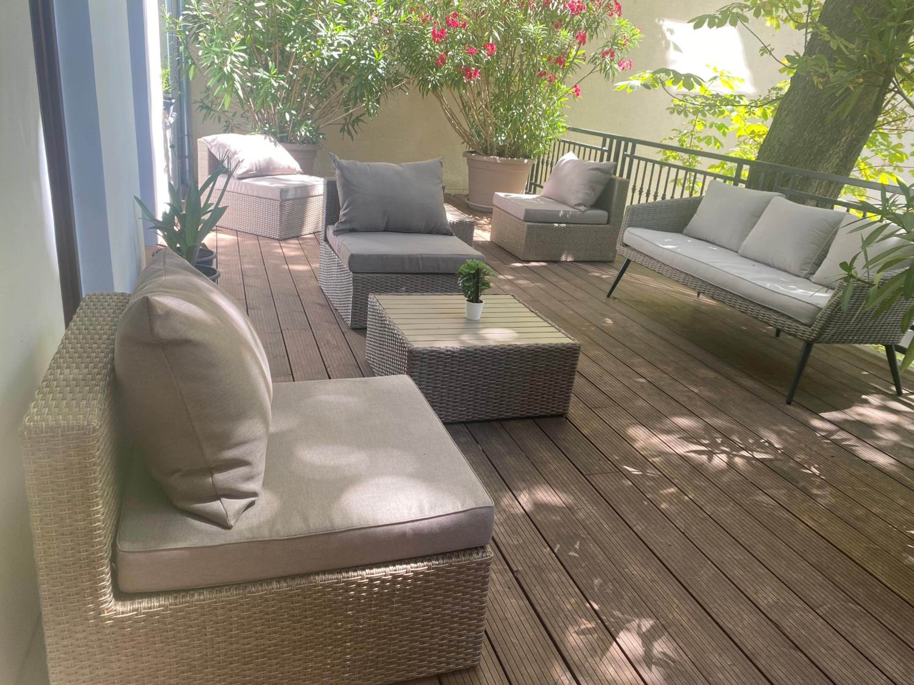 Double Room with Patio - Photo 10