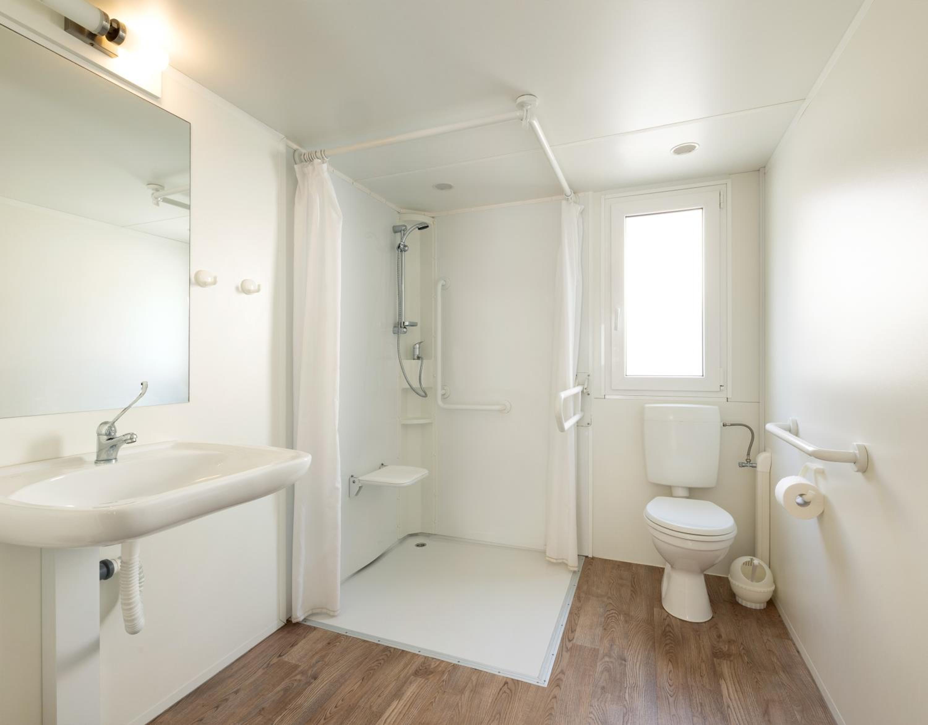 Mobile Home Disability Access - A/C Extra Charge photo 2