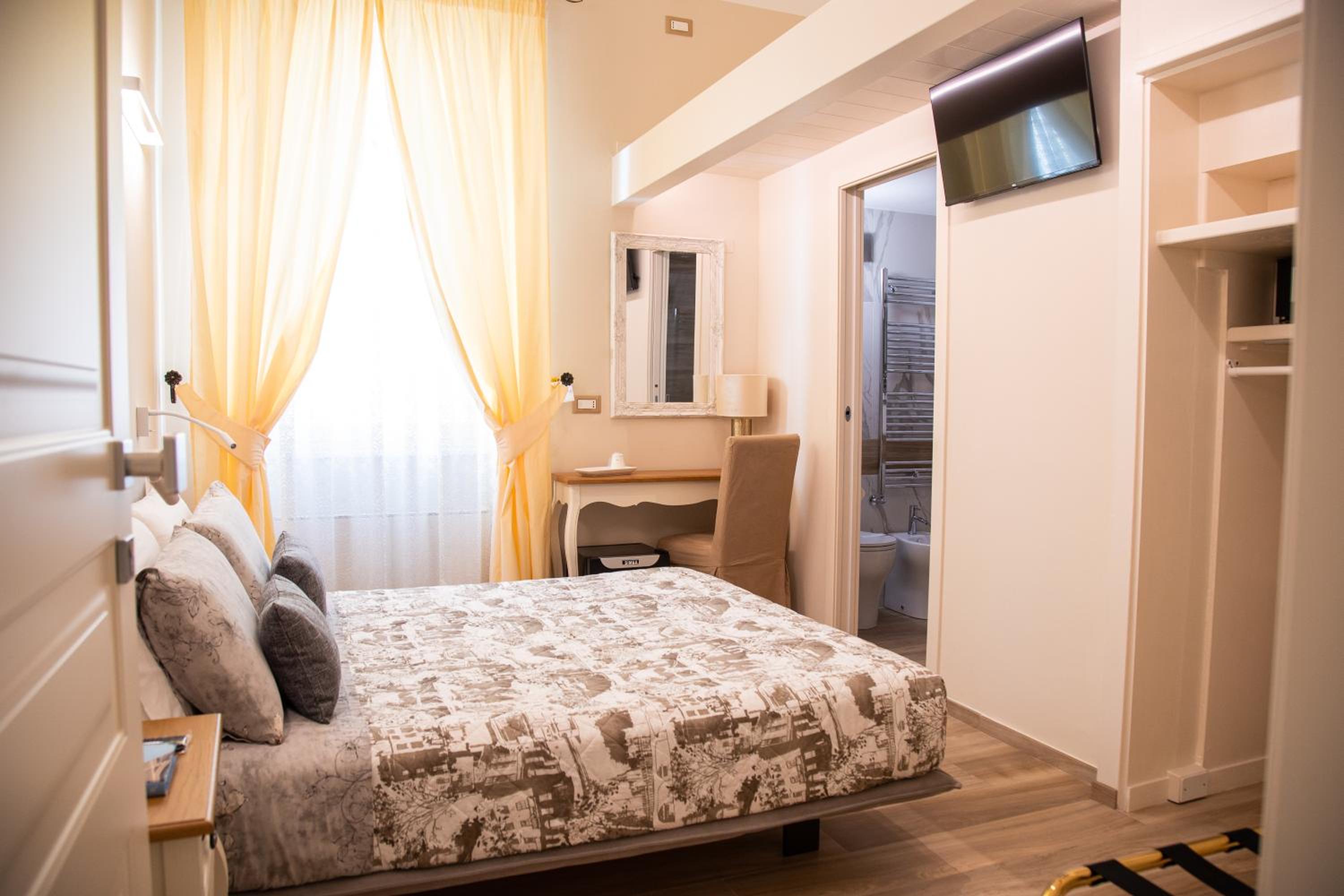 Superior Double Room photo 2