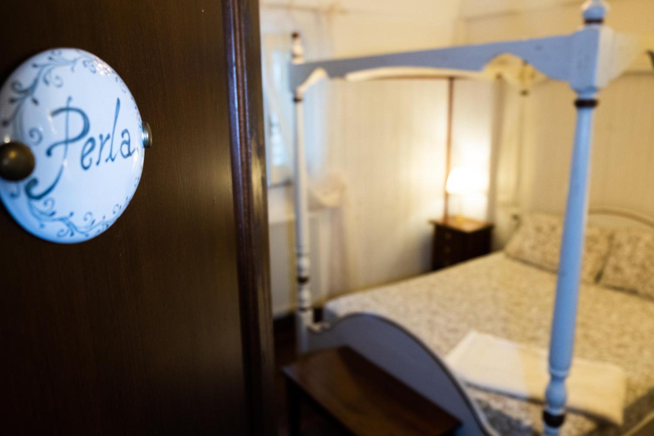 Double Room with Garden View - Photo 2