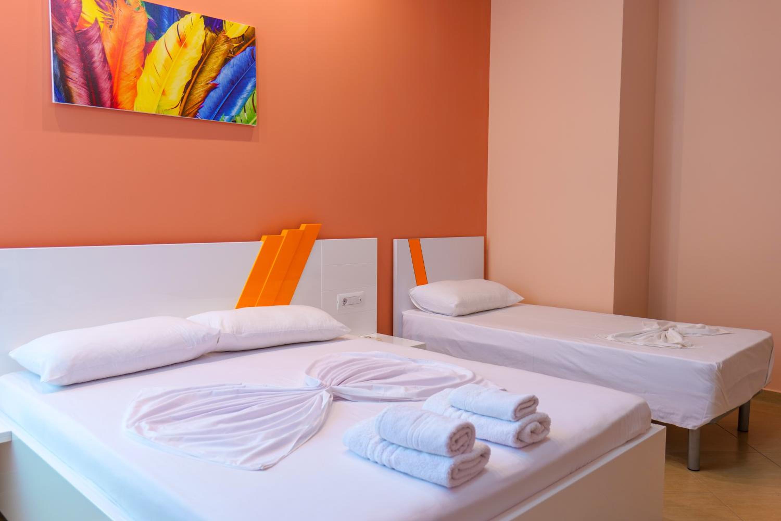 Triple Room with Balcony photo 2