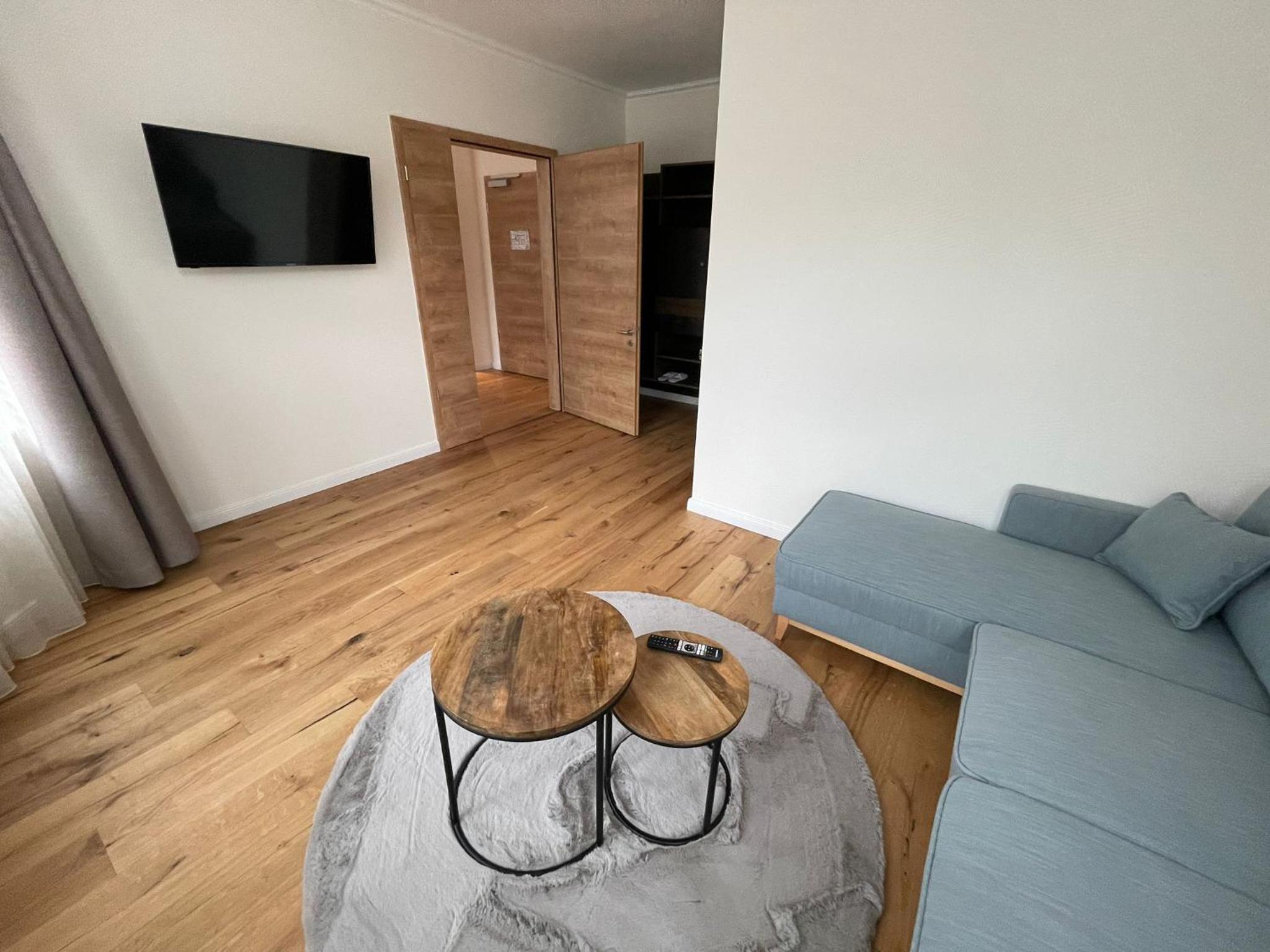Suite - Photo 2