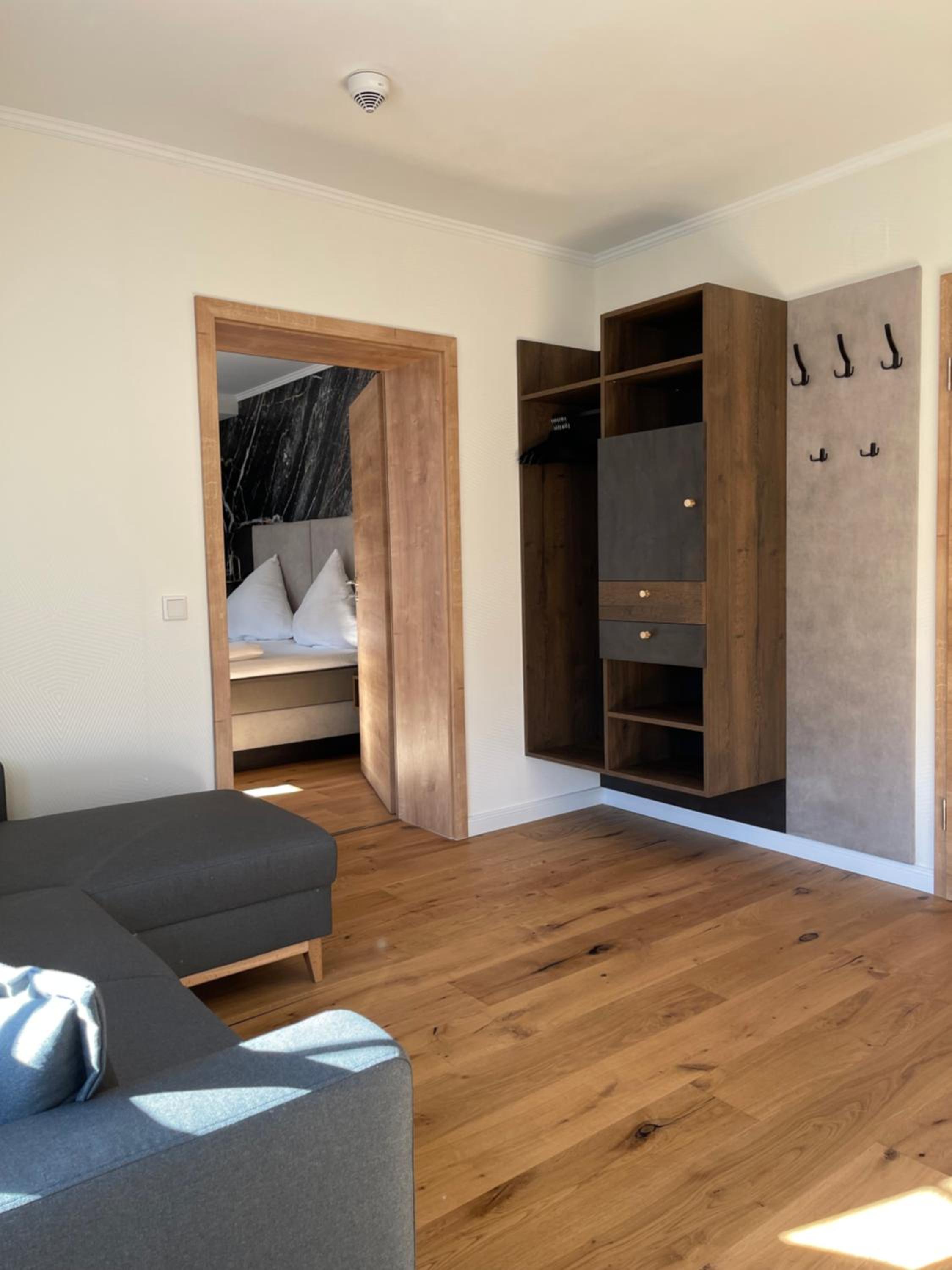 Suite - Photo 7