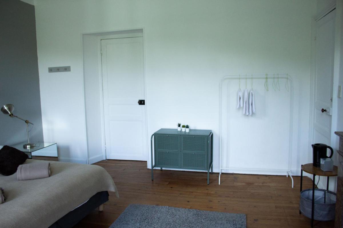 Two-Bedroom Suite - Photo 14