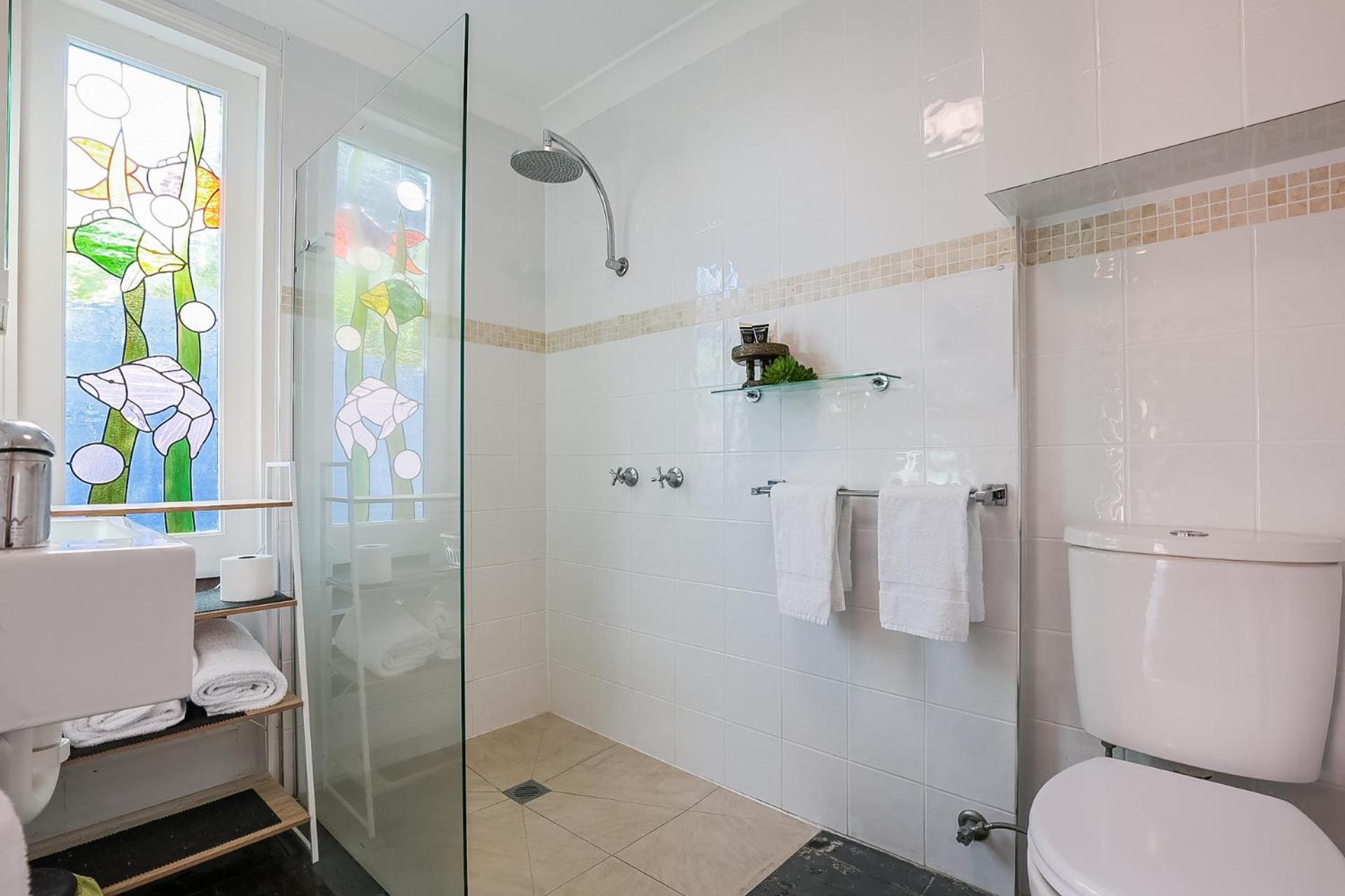 One-Bedroom Suite - Lombok photo 2