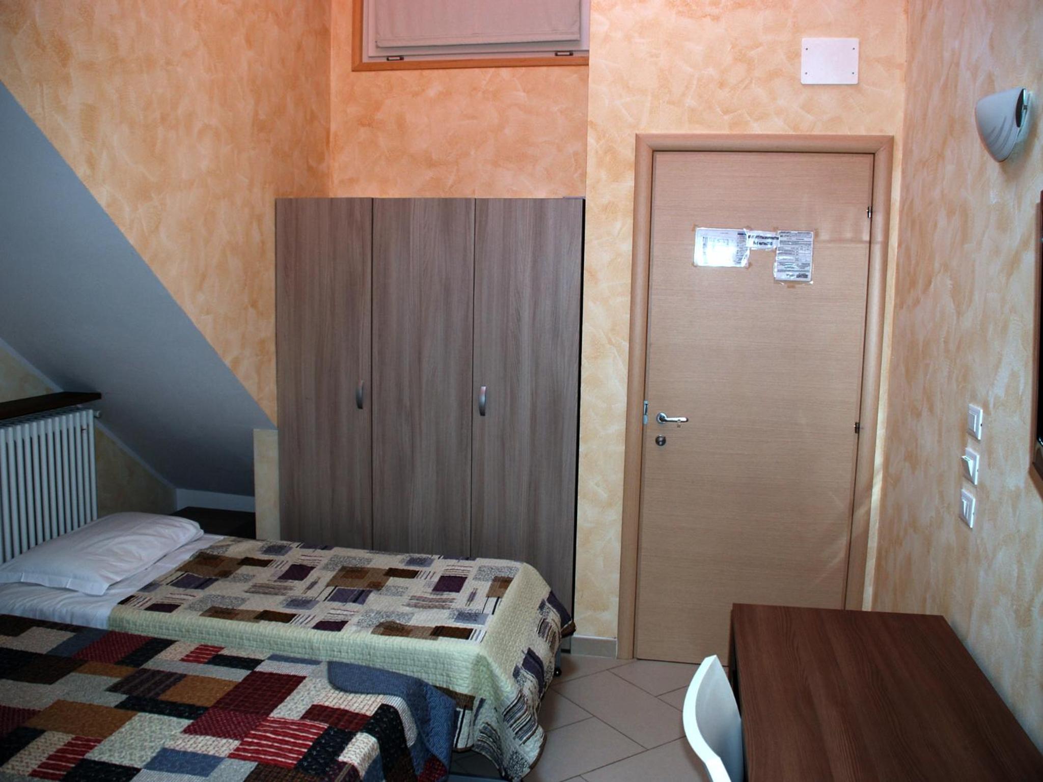 Triple Room - Photo 3