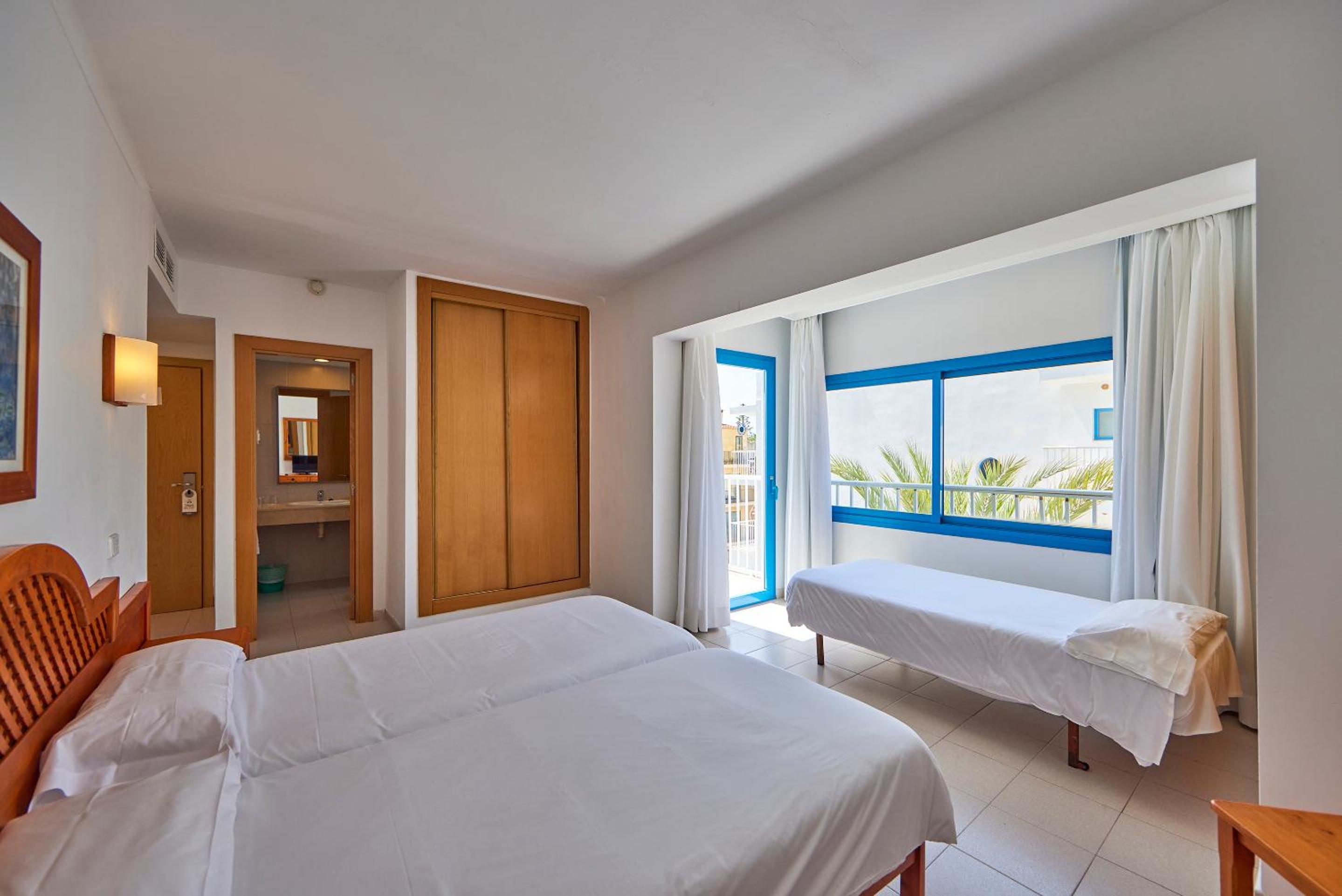 Habitación triple (2 adultos + 1 niño)