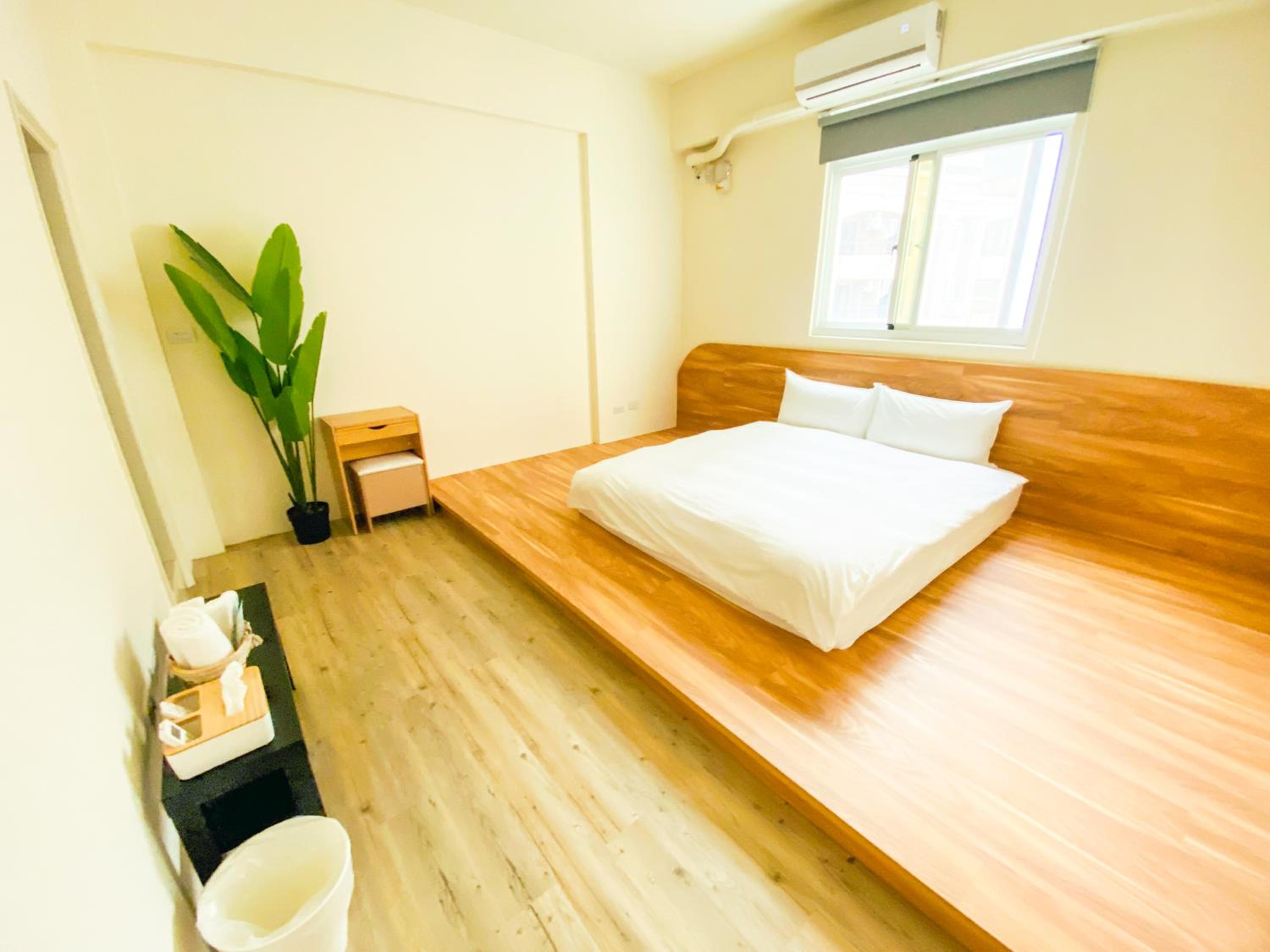 Budget Double Room photo 1