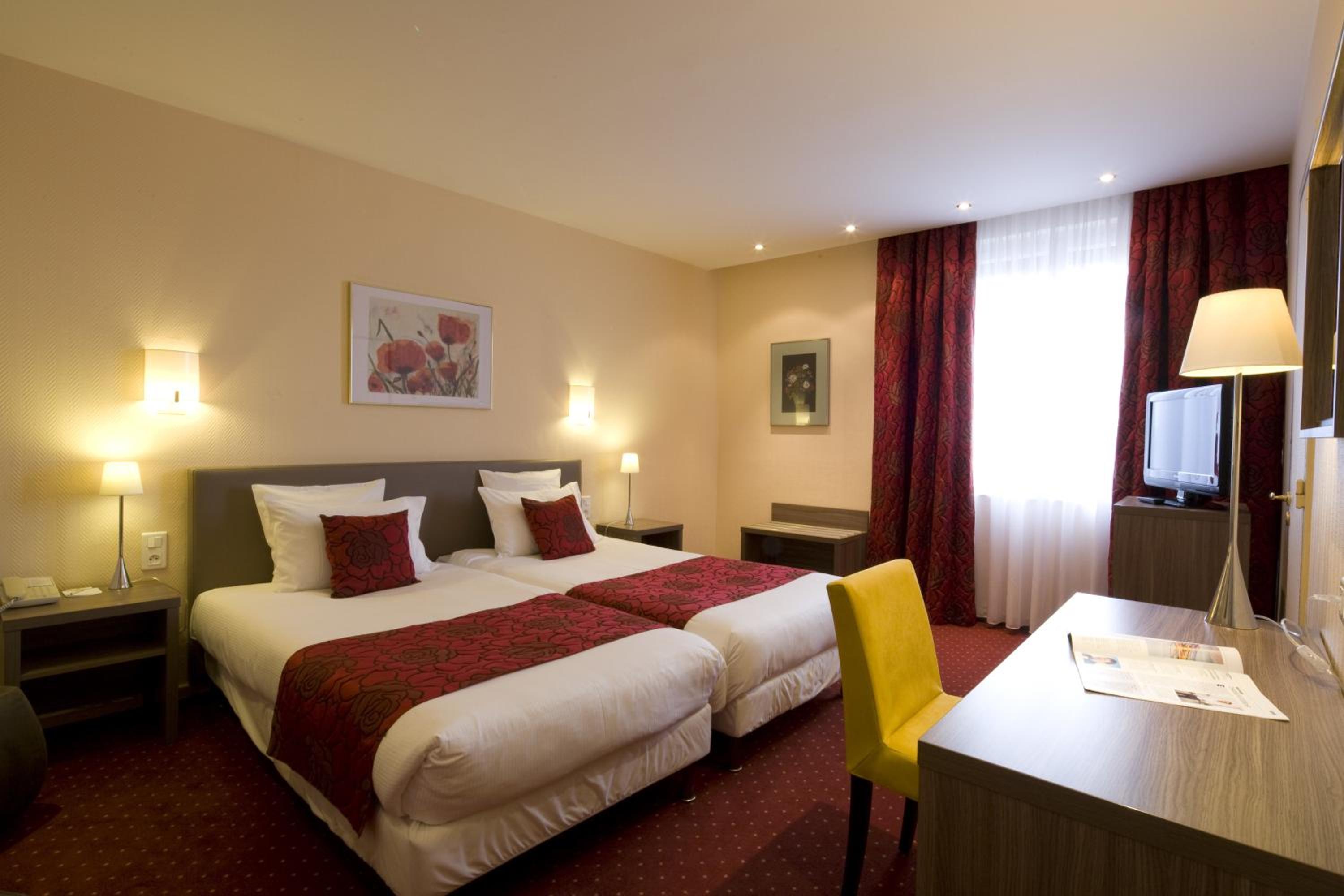 Superior Twin Room - Photo 3