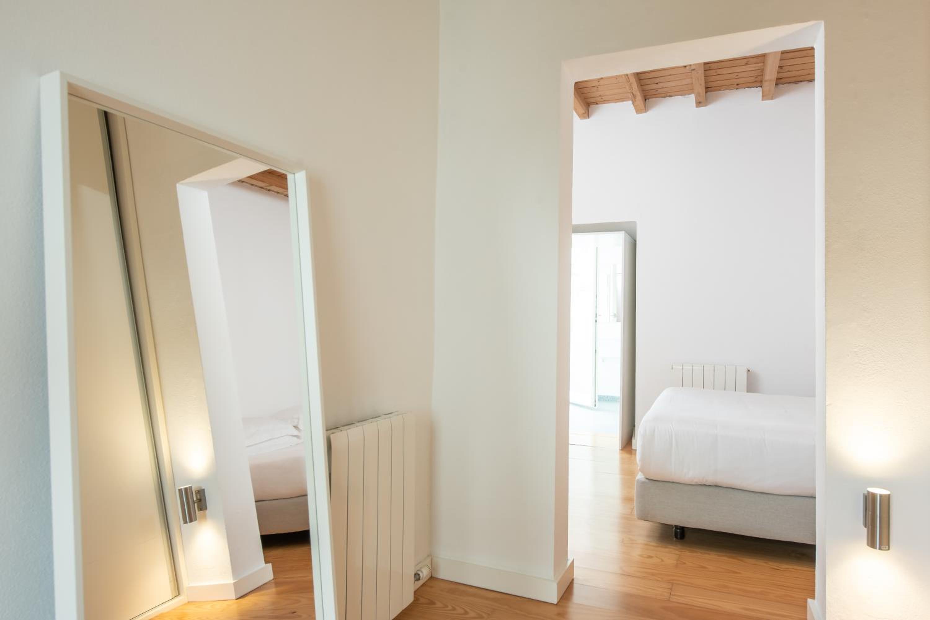 Four-Bedroom House - Photo 11