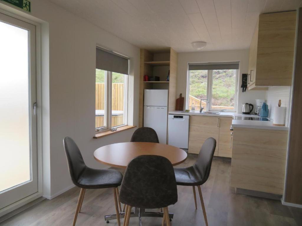 Two-Bedroom House photo 2