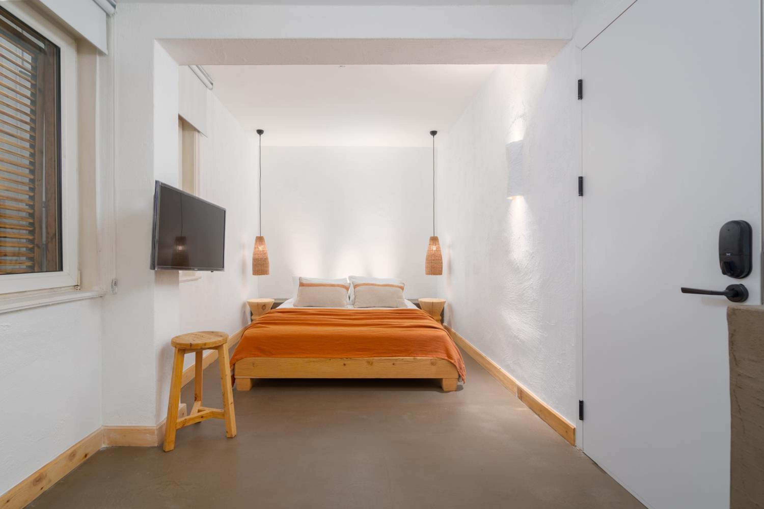 Large Double Room