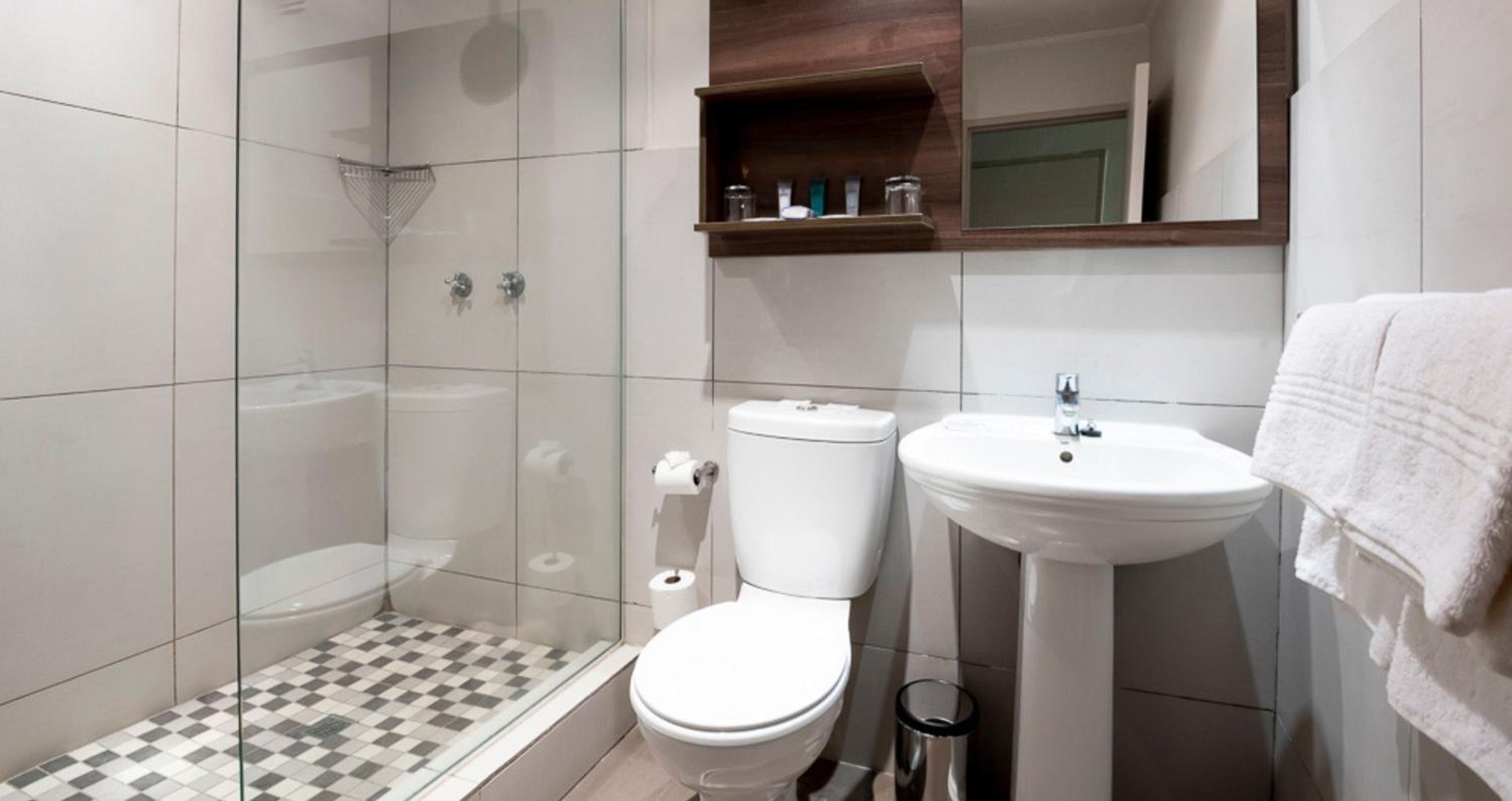 Standard Twin Room - Photo 2