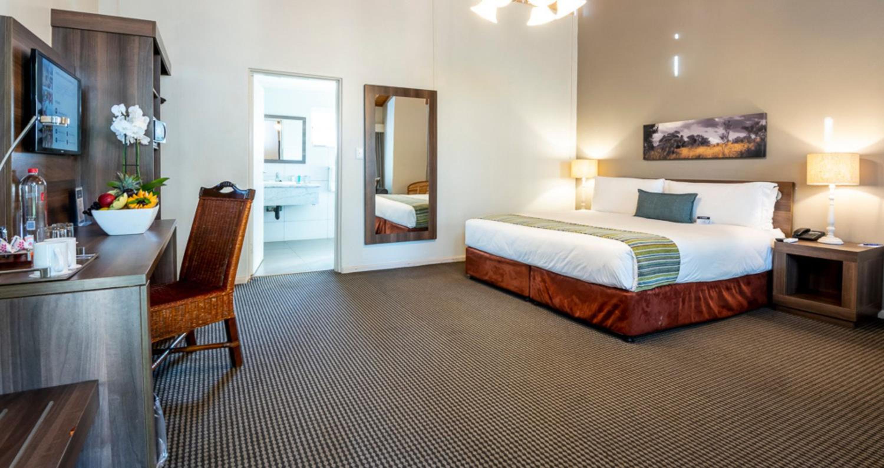 Queen Room - Photo 4