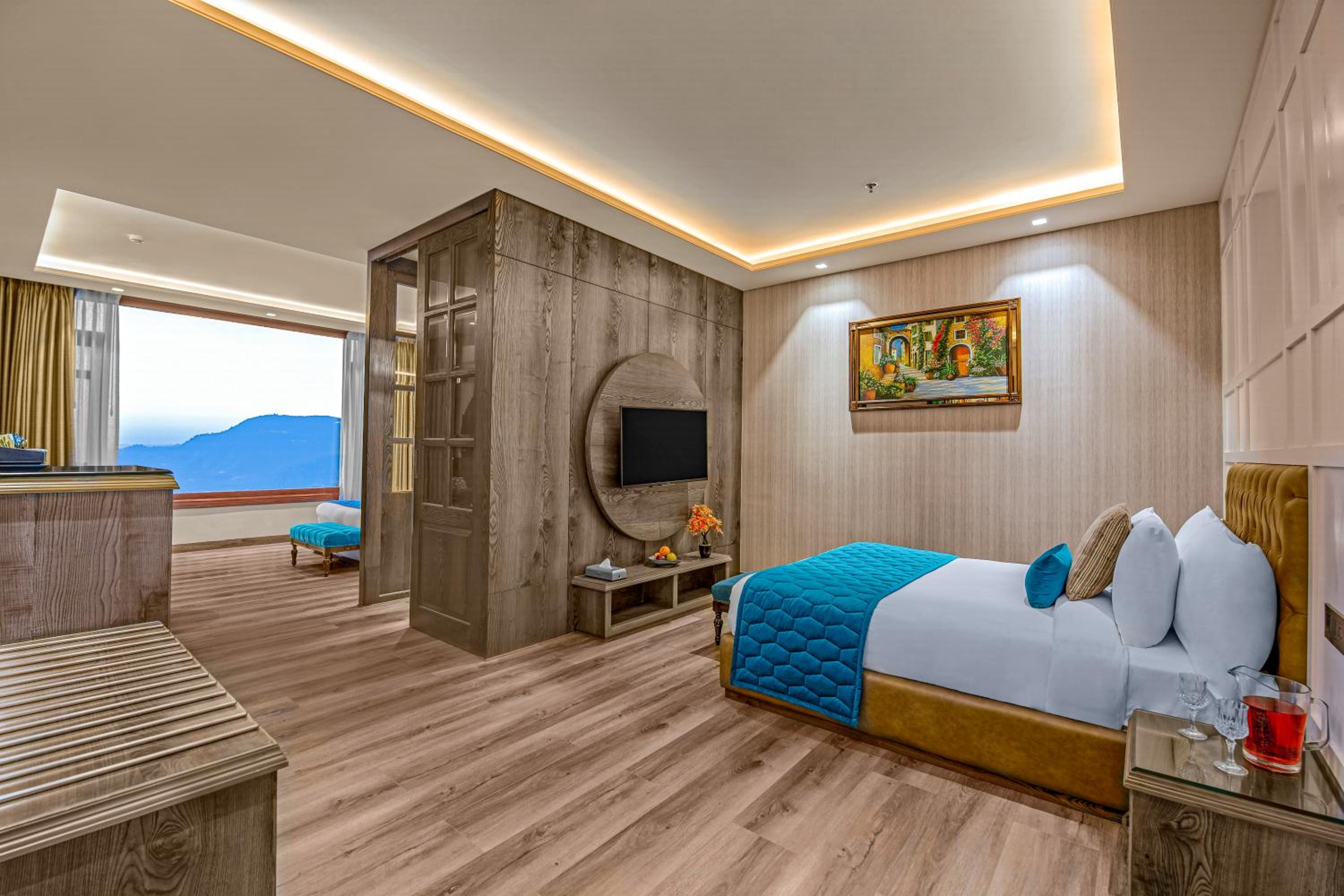 King Suite - Photo 12