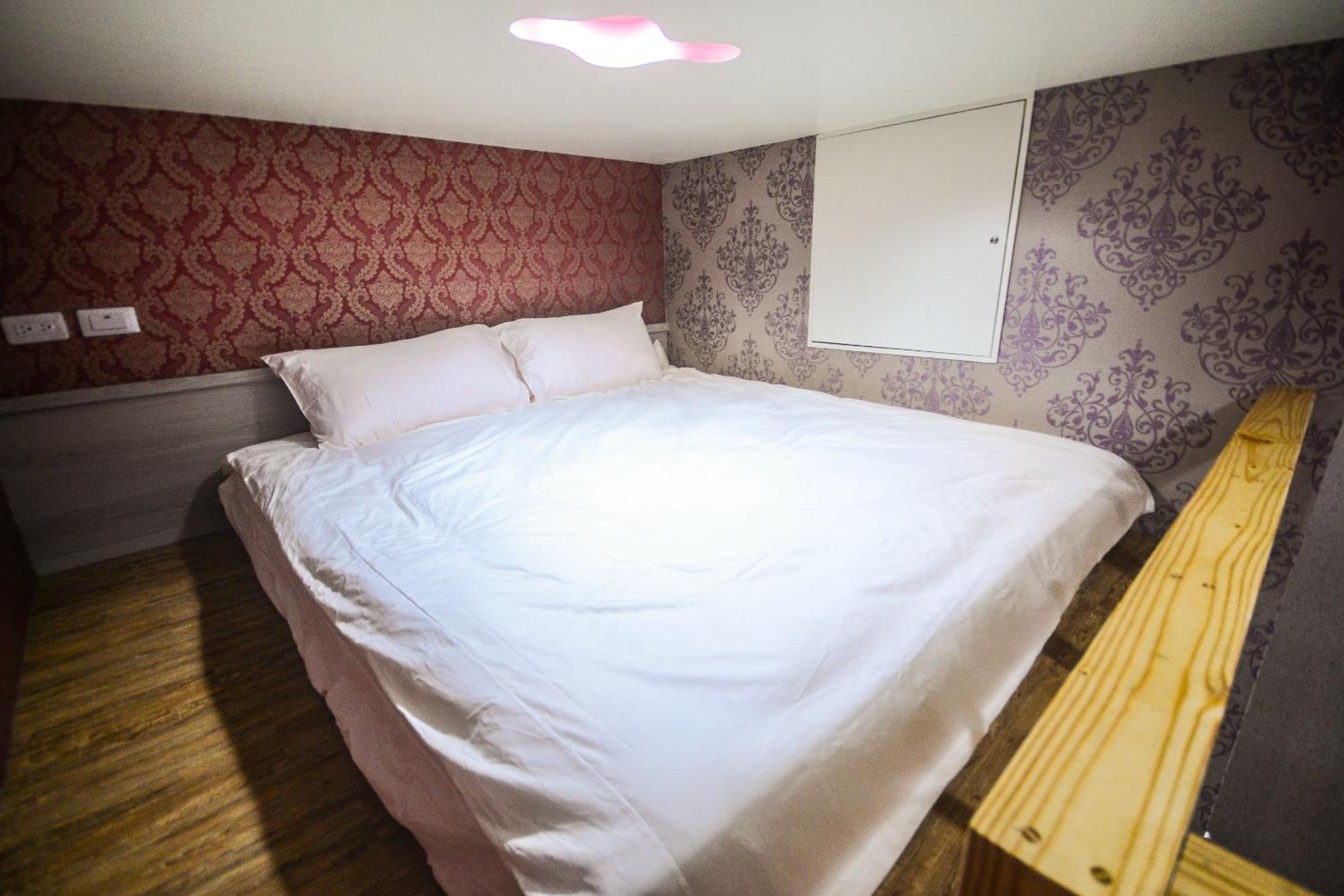 Quadruple Room with Bathroom photo 3