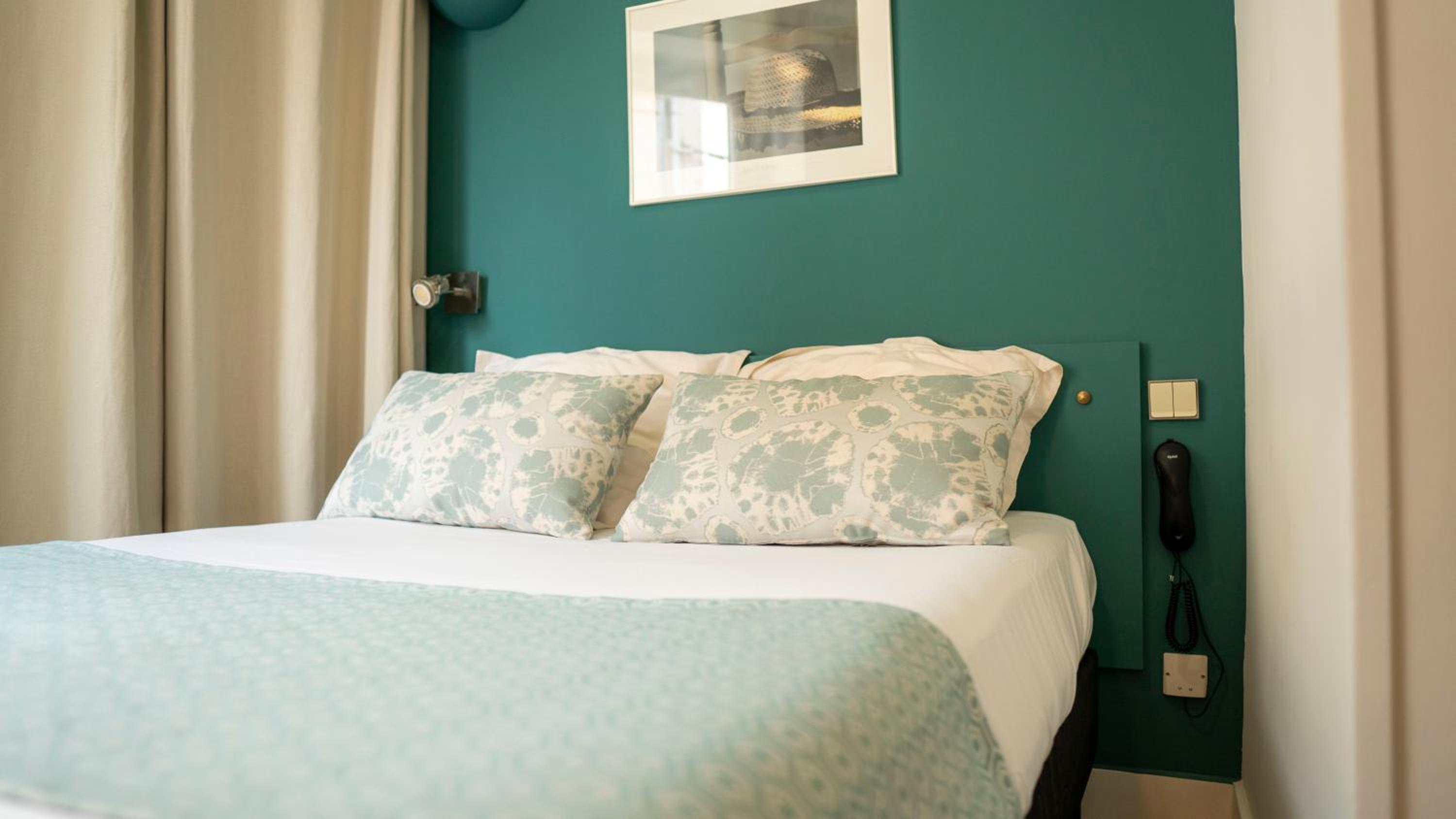 Double Room - Photo 1
