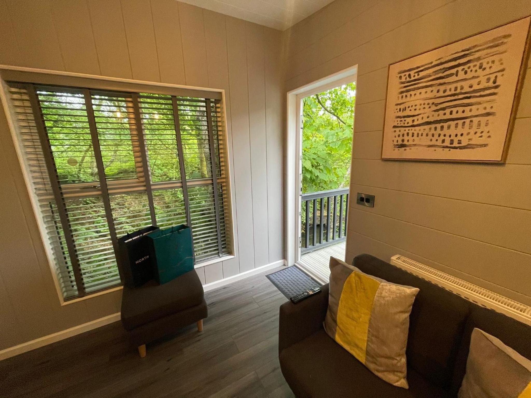 One-Bedroom House - Photo 7