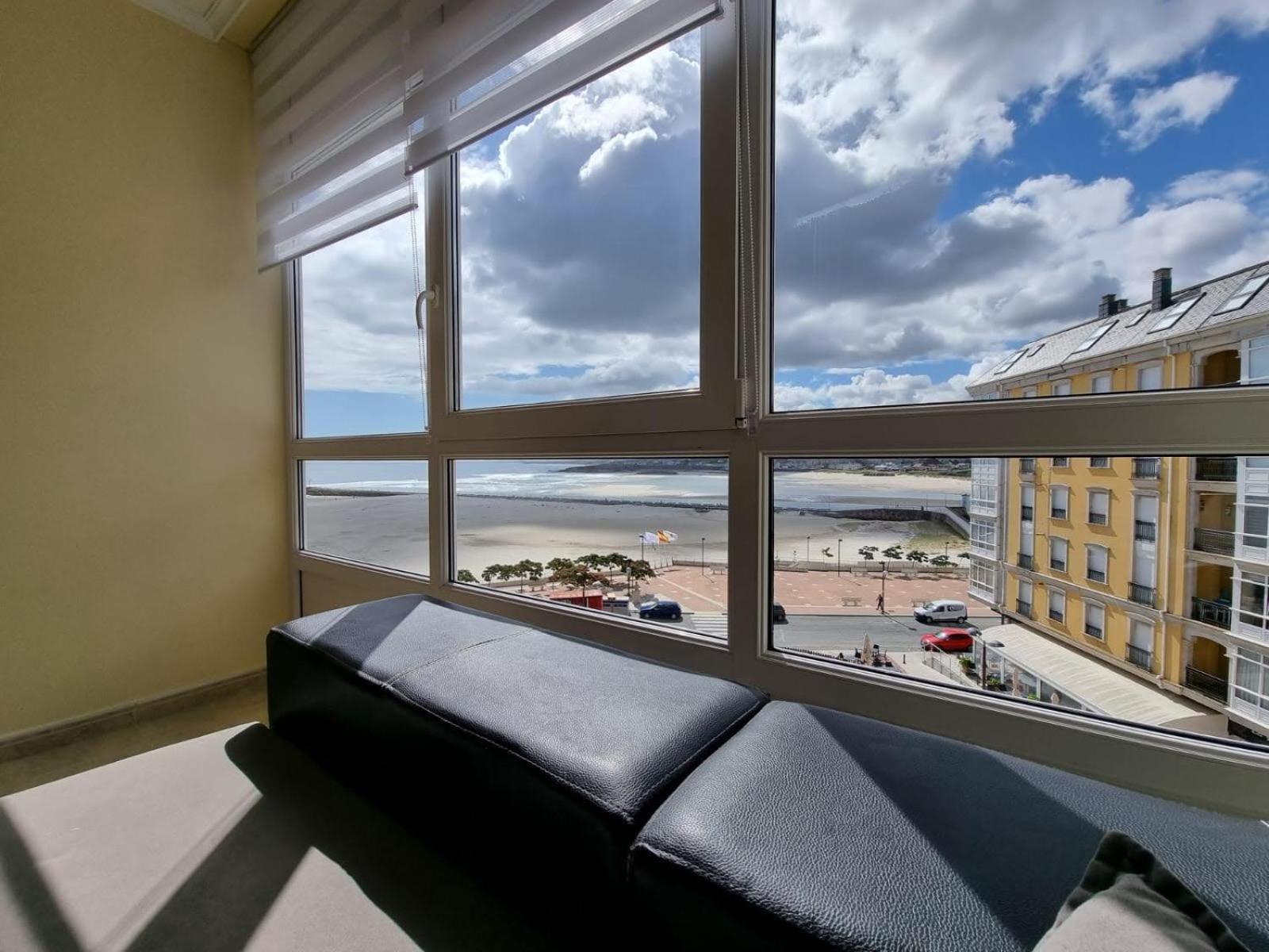 Apartment with Sea View photo 2