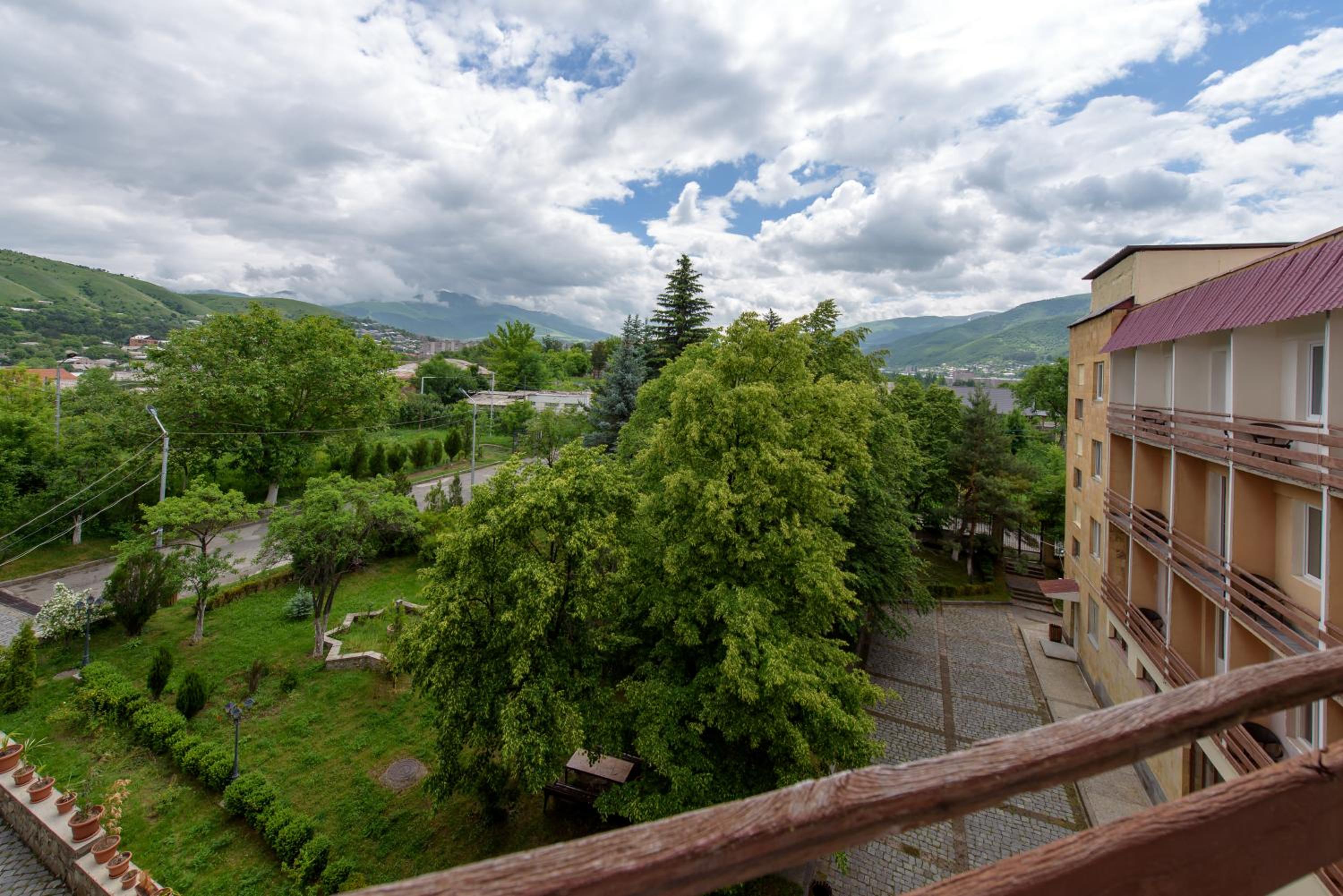 Standard Single Room with Balcony photo 2