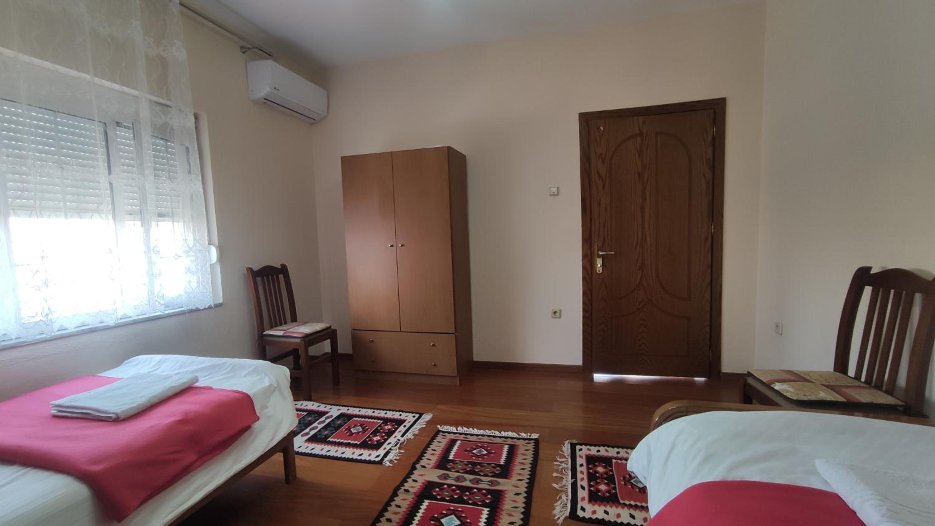 Standard Twin Room photo 1