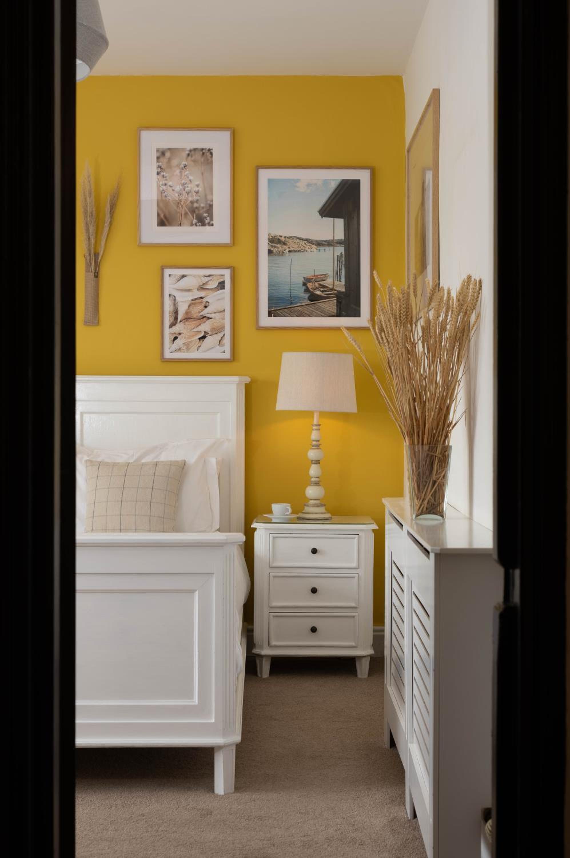 Superior King Room - Photo 2