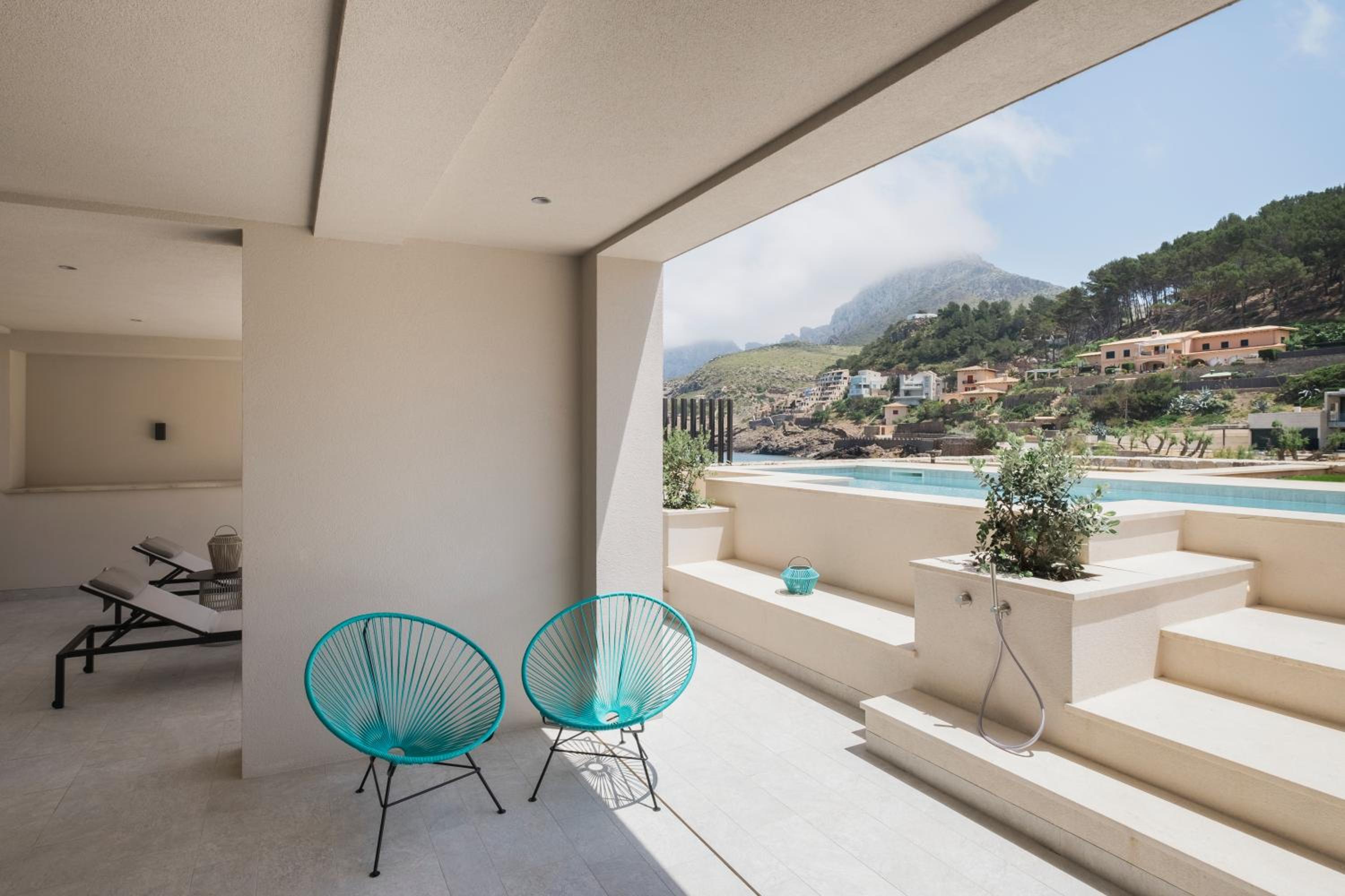 Suite With Private Pool and Side Sea View - Photo 3