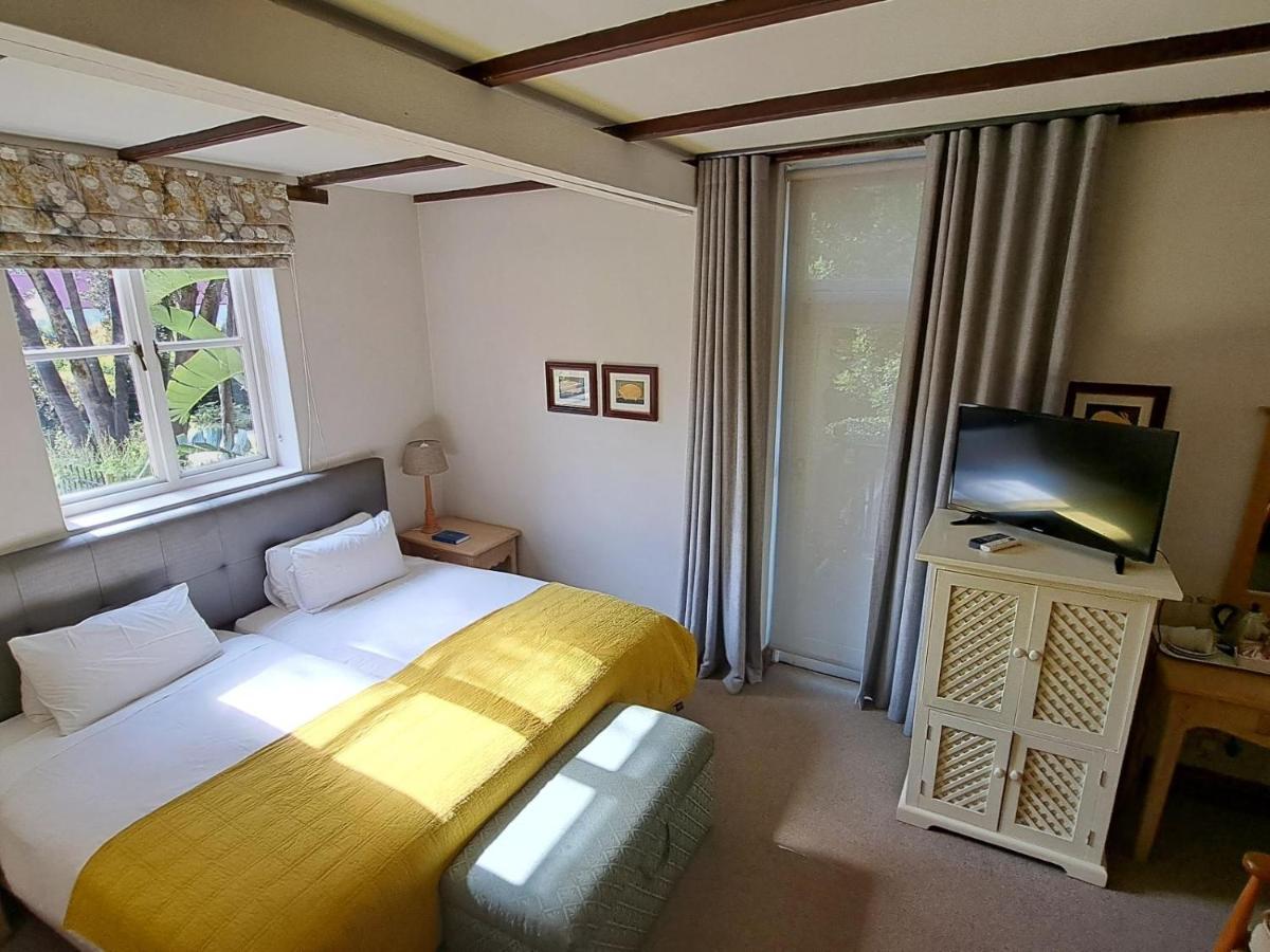 Junior Twin Room