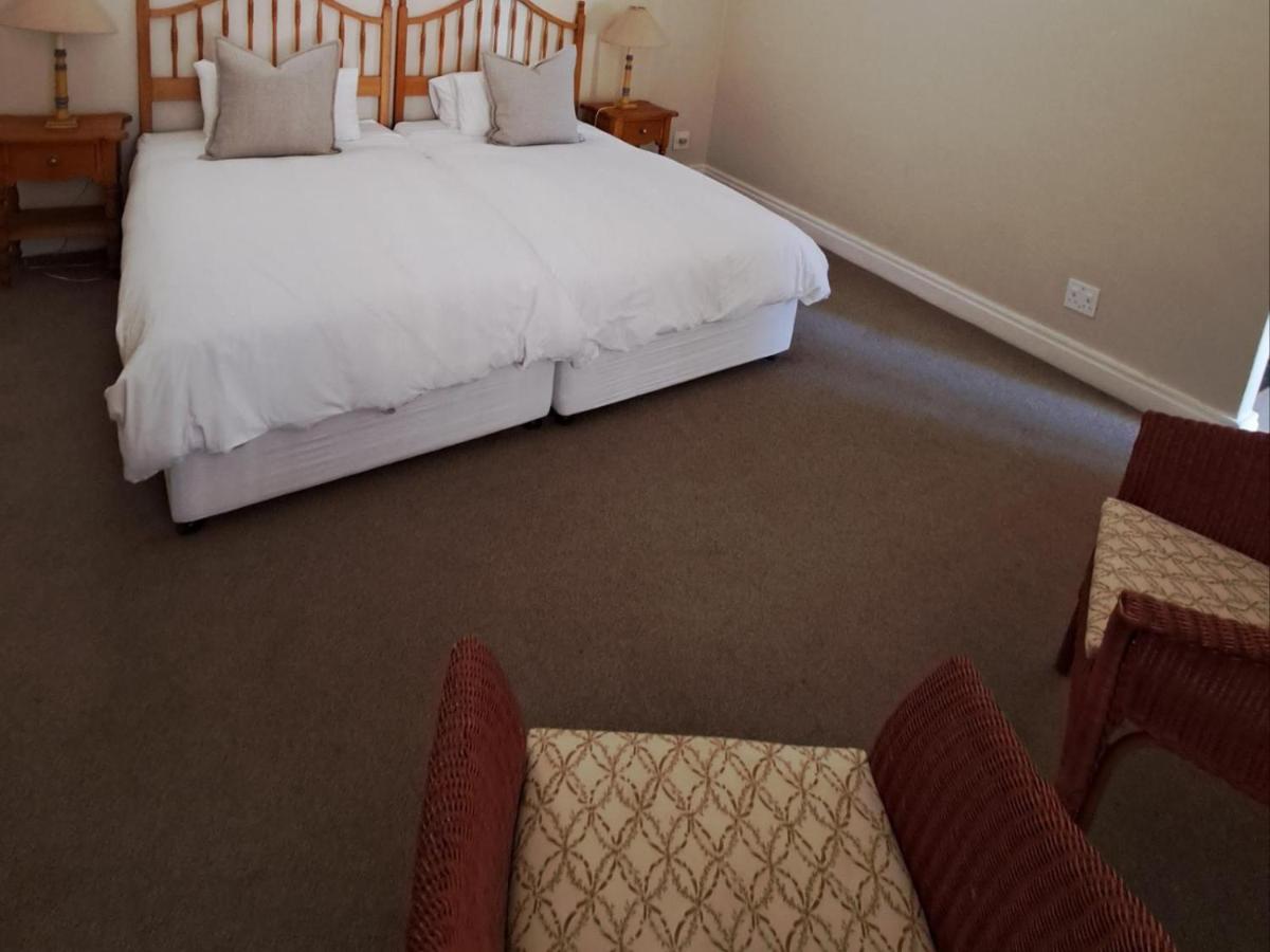 Comfort Twin Room