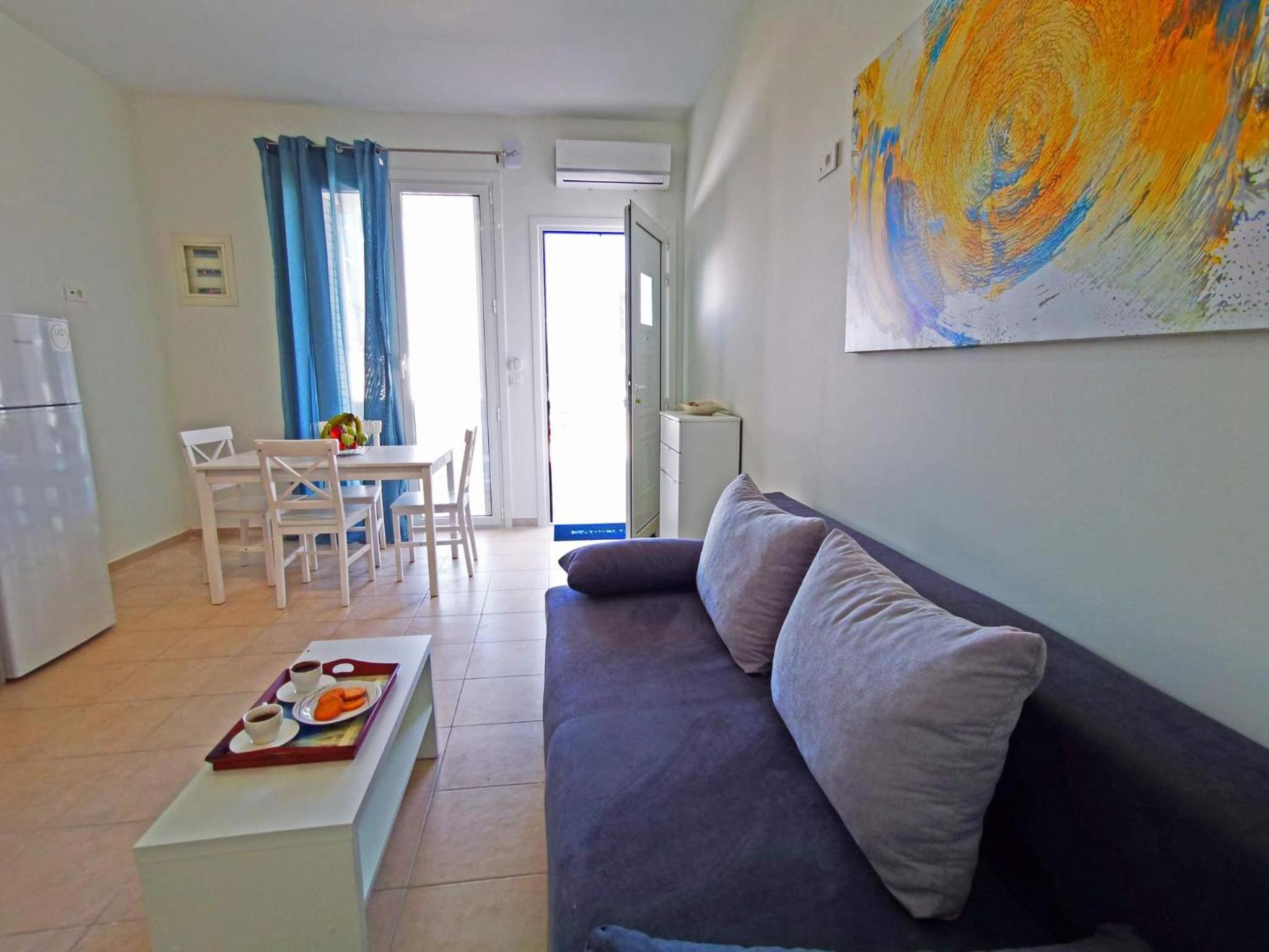 One-Bedroom Apartment - Photo 14