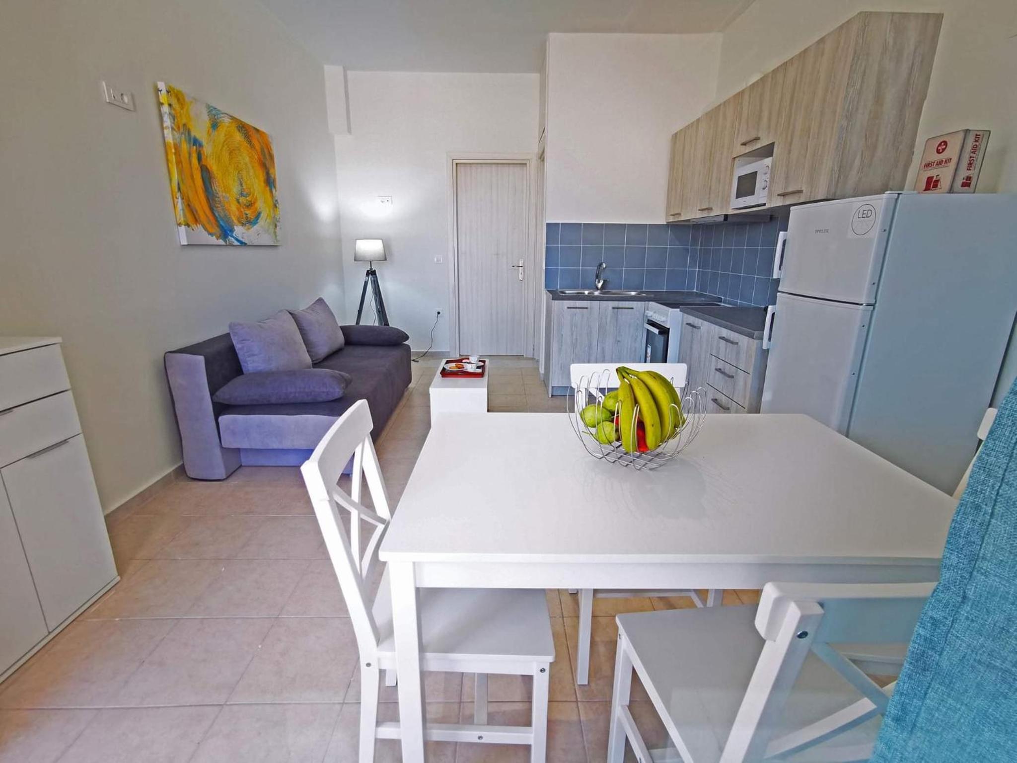 One-Bedroom Apartment - Photo 16