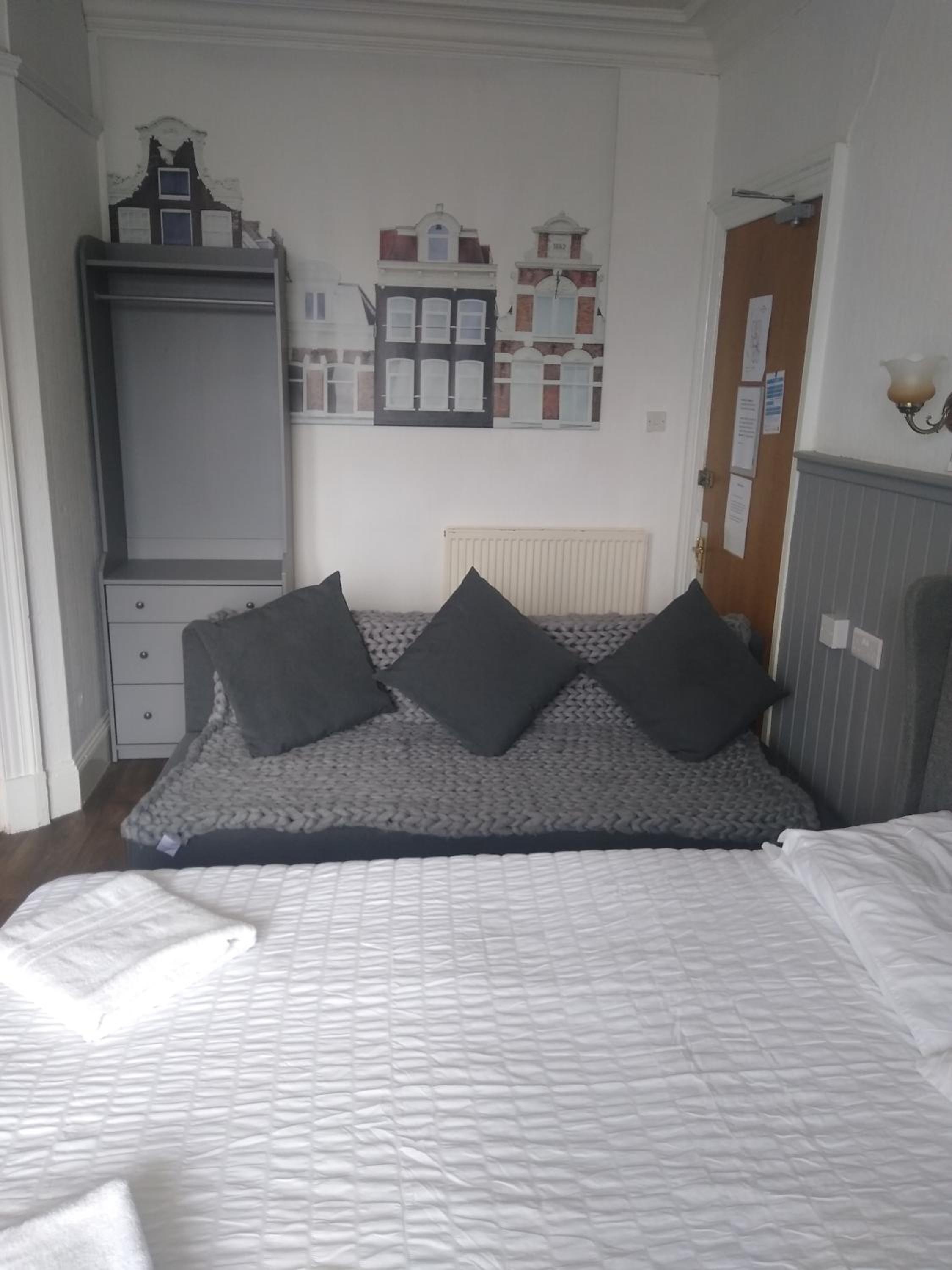 Quadruple Room photo 1