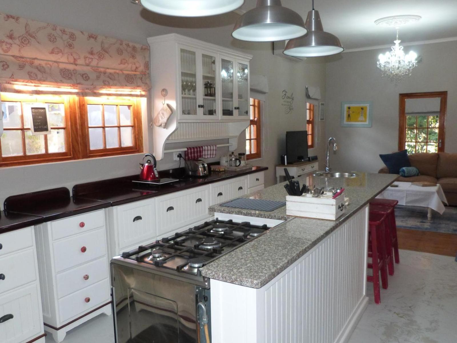 Three-Bedroom House - Photo 21