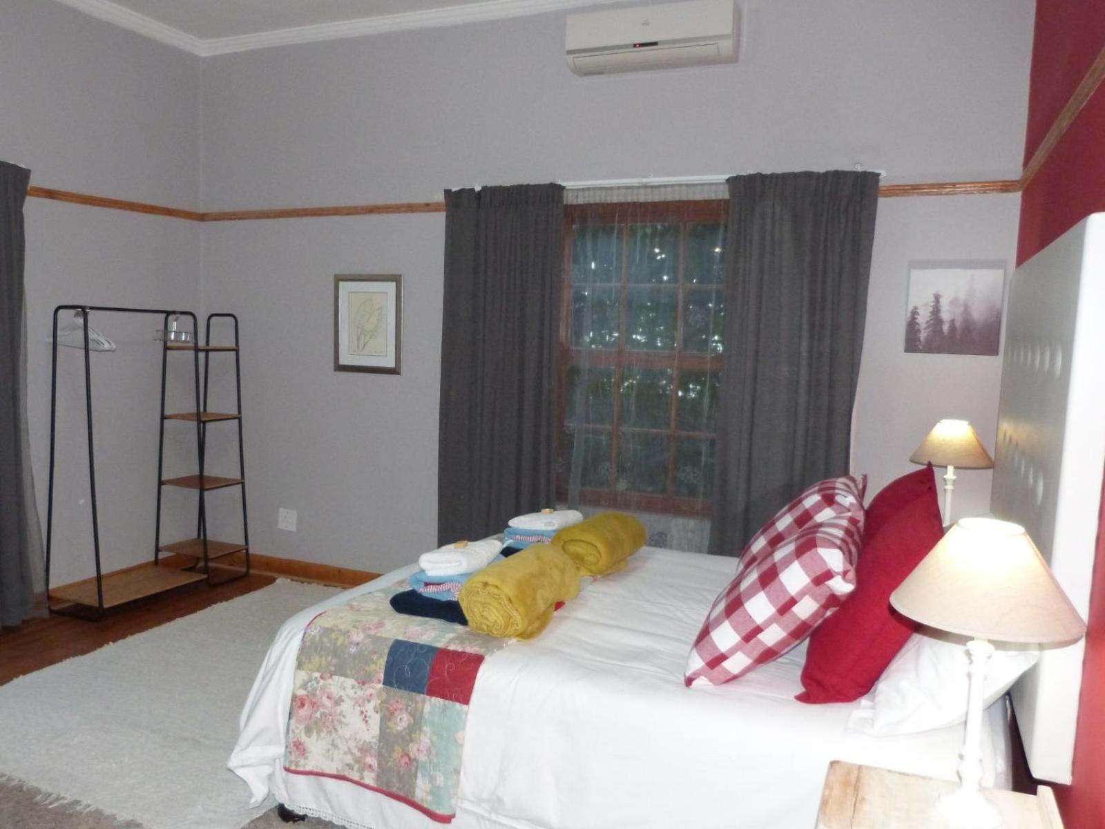 Three-Bedroom House - Photo 11
