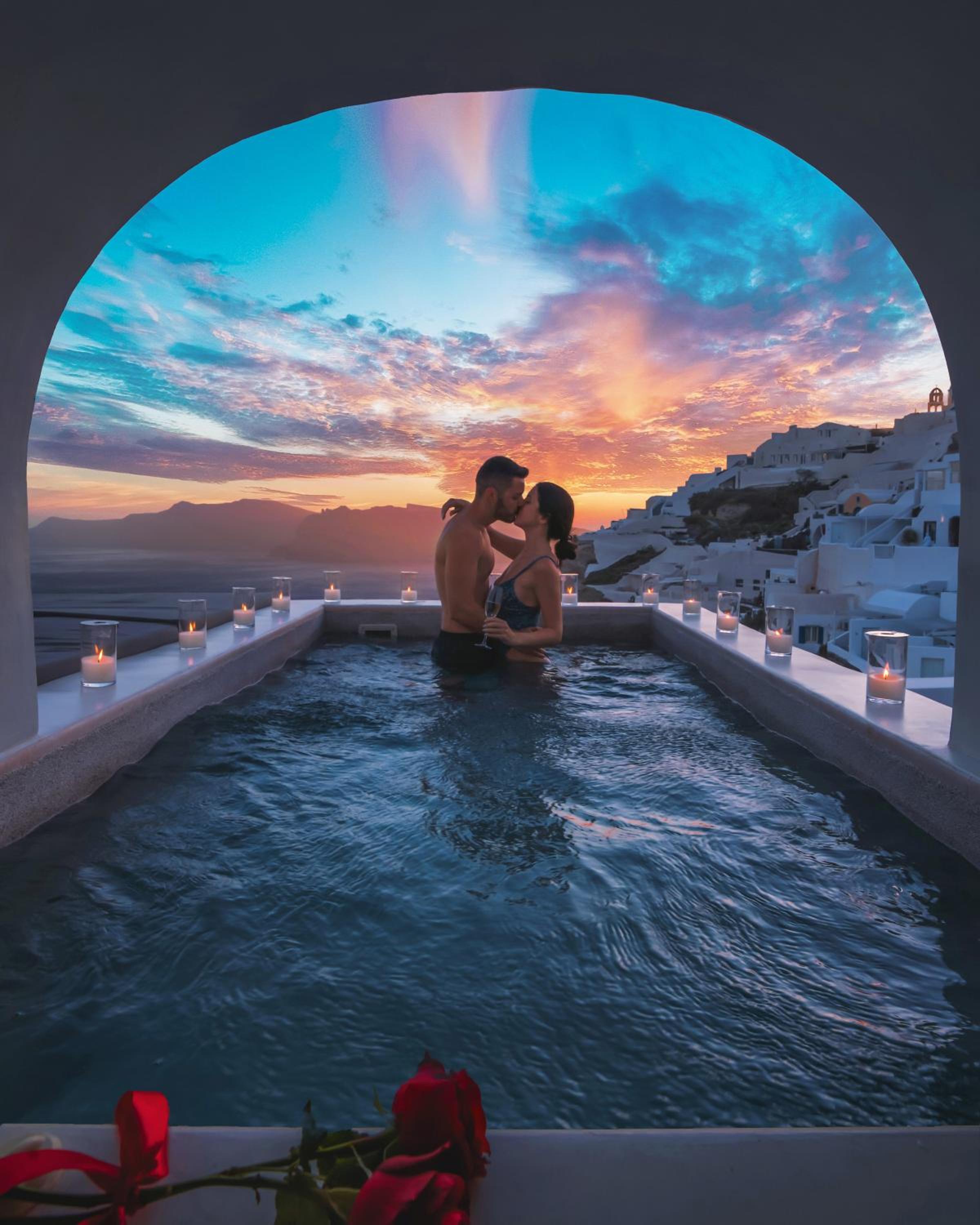 Majestic Suite with private outdoor heated plunge pool and Caldera view - Photo 13