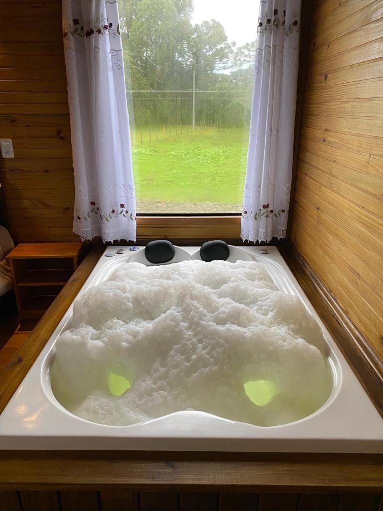 Double Room with Spa Bath - Photo 3