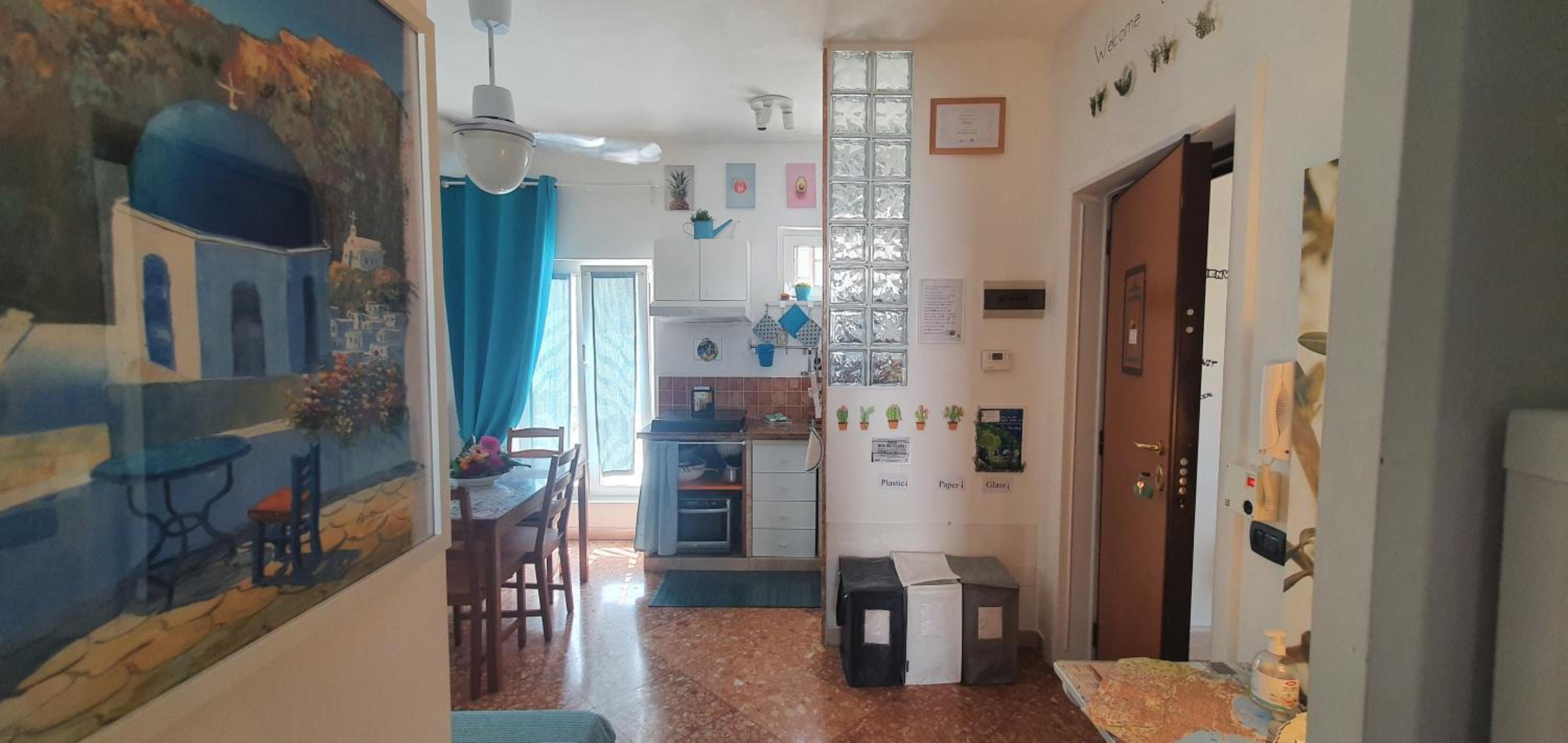 Apartment with Terrace - Photo 6