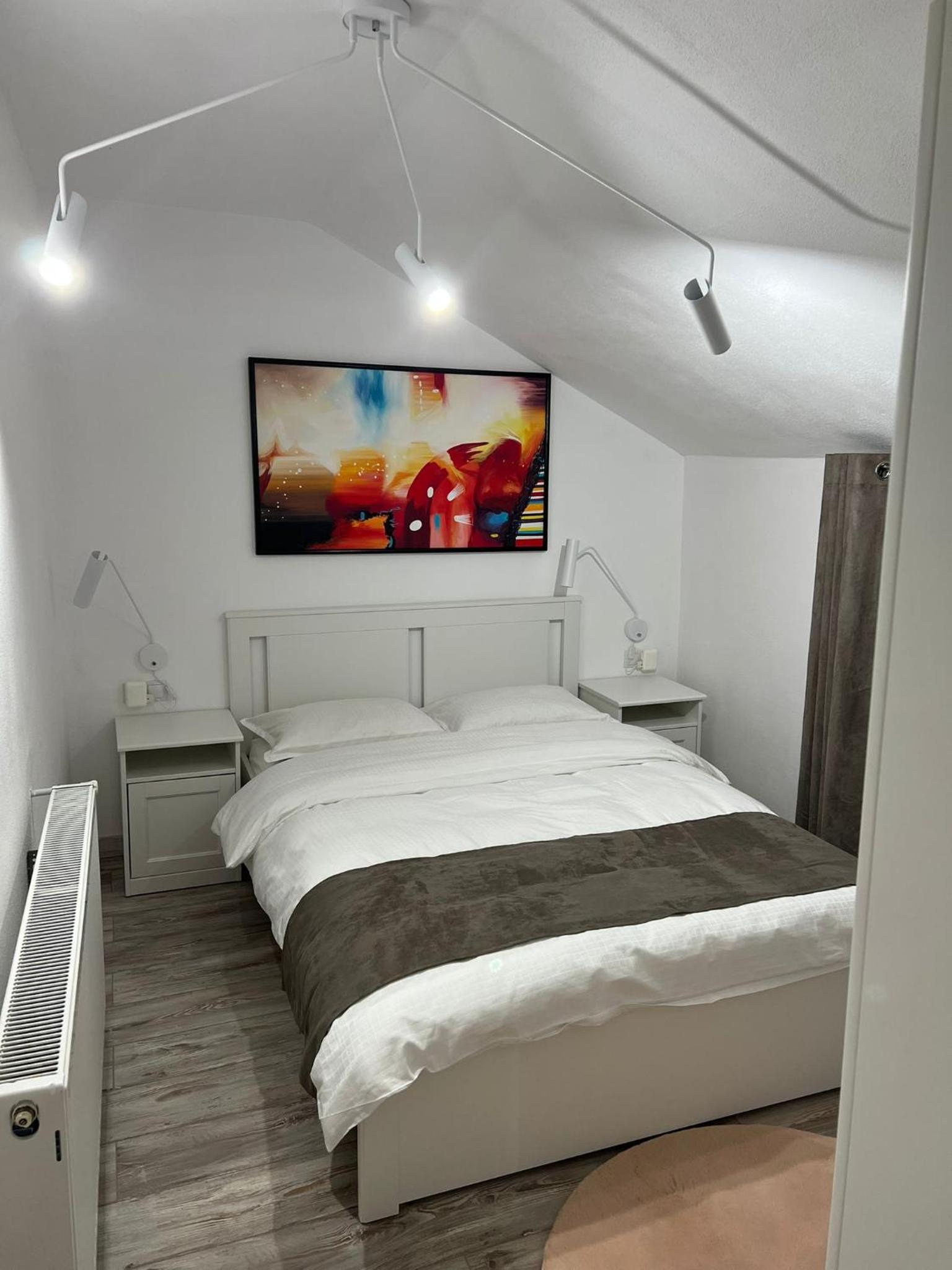 Double Room with Mountain View - Photo 5