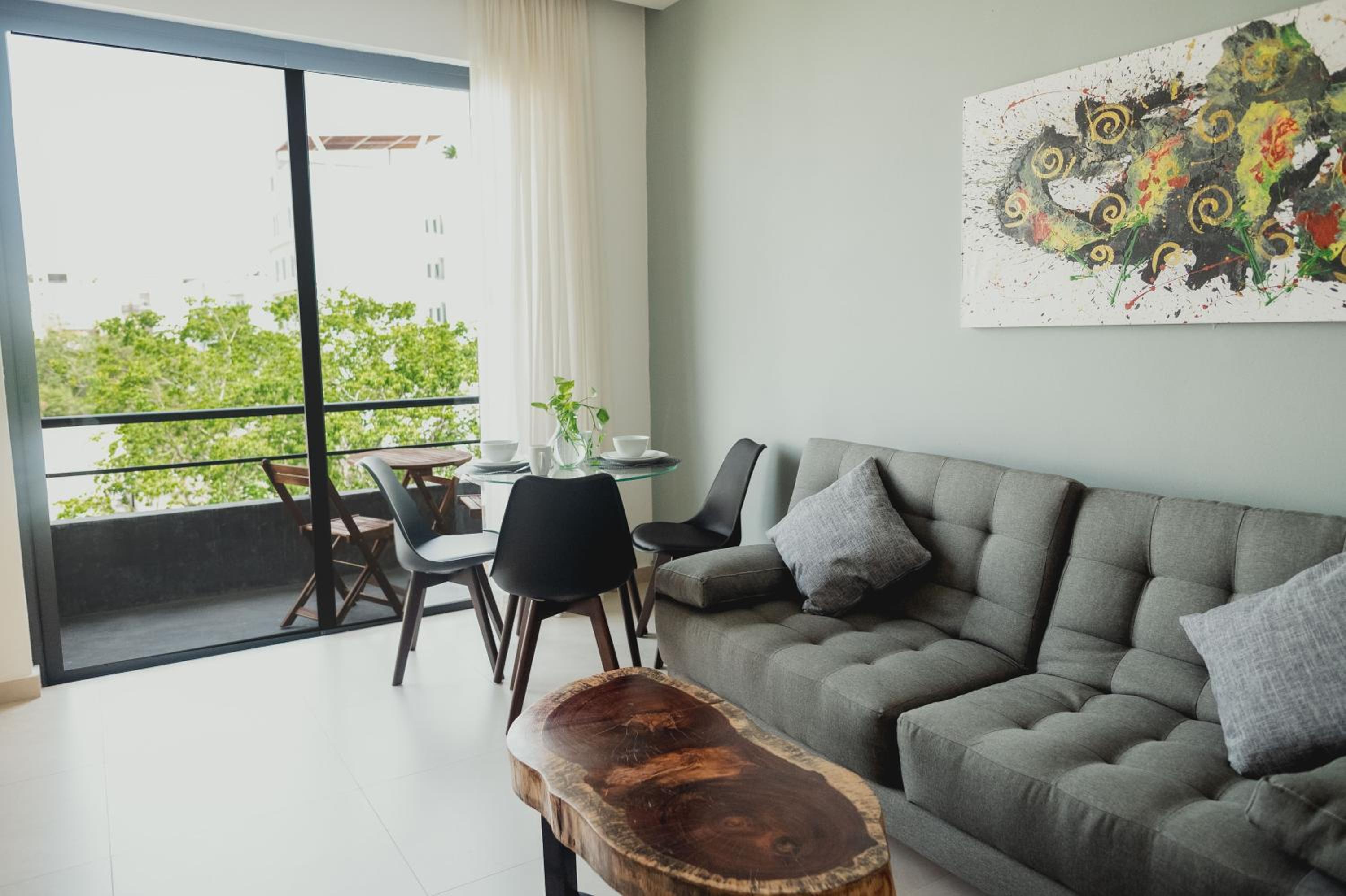 Superior Suite - Photo 7