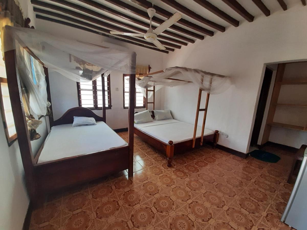 Double Room with Balcony (2 Adults + 1 Child)