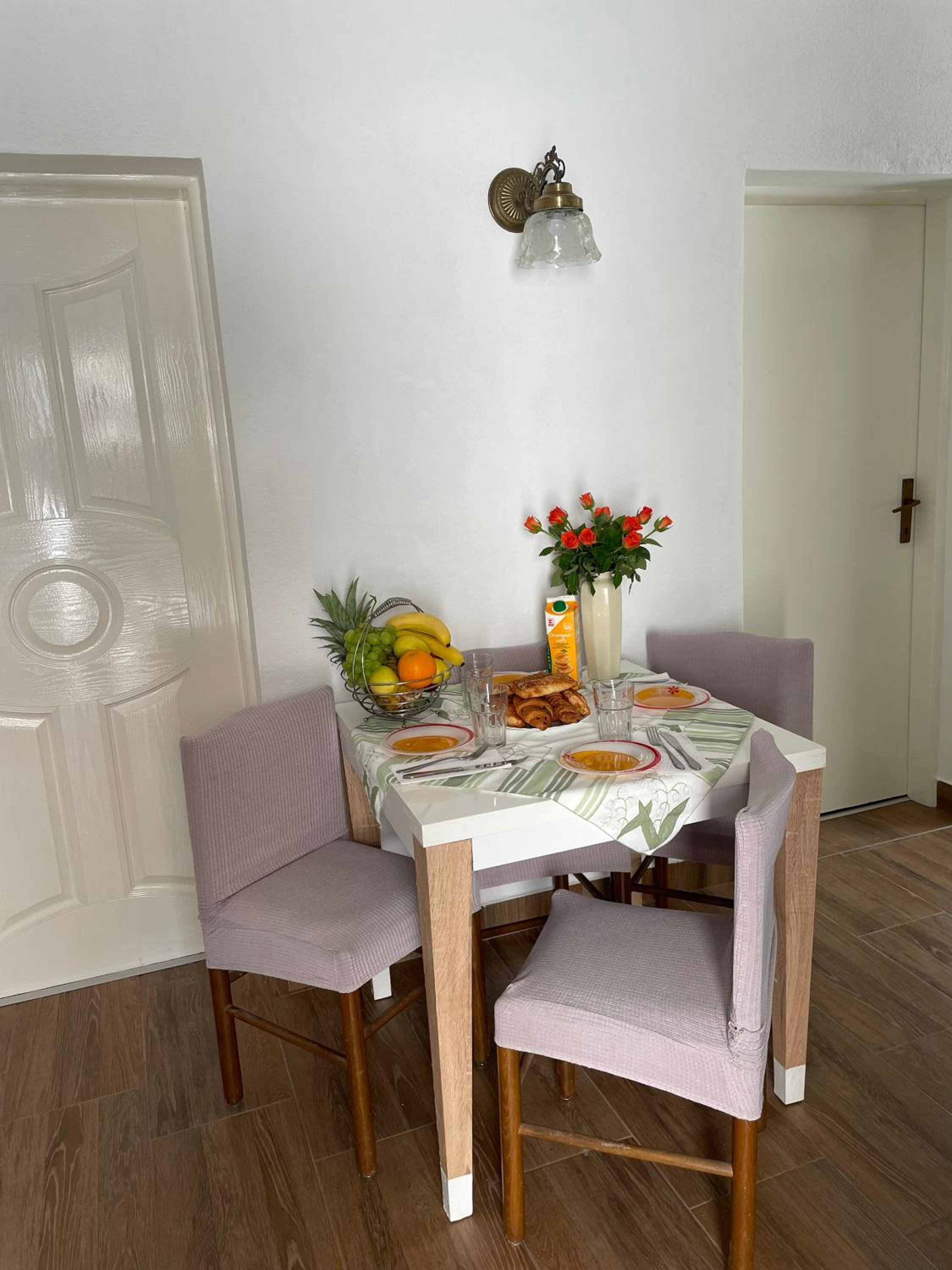 Two-Bedroom Apartment - Photo 24