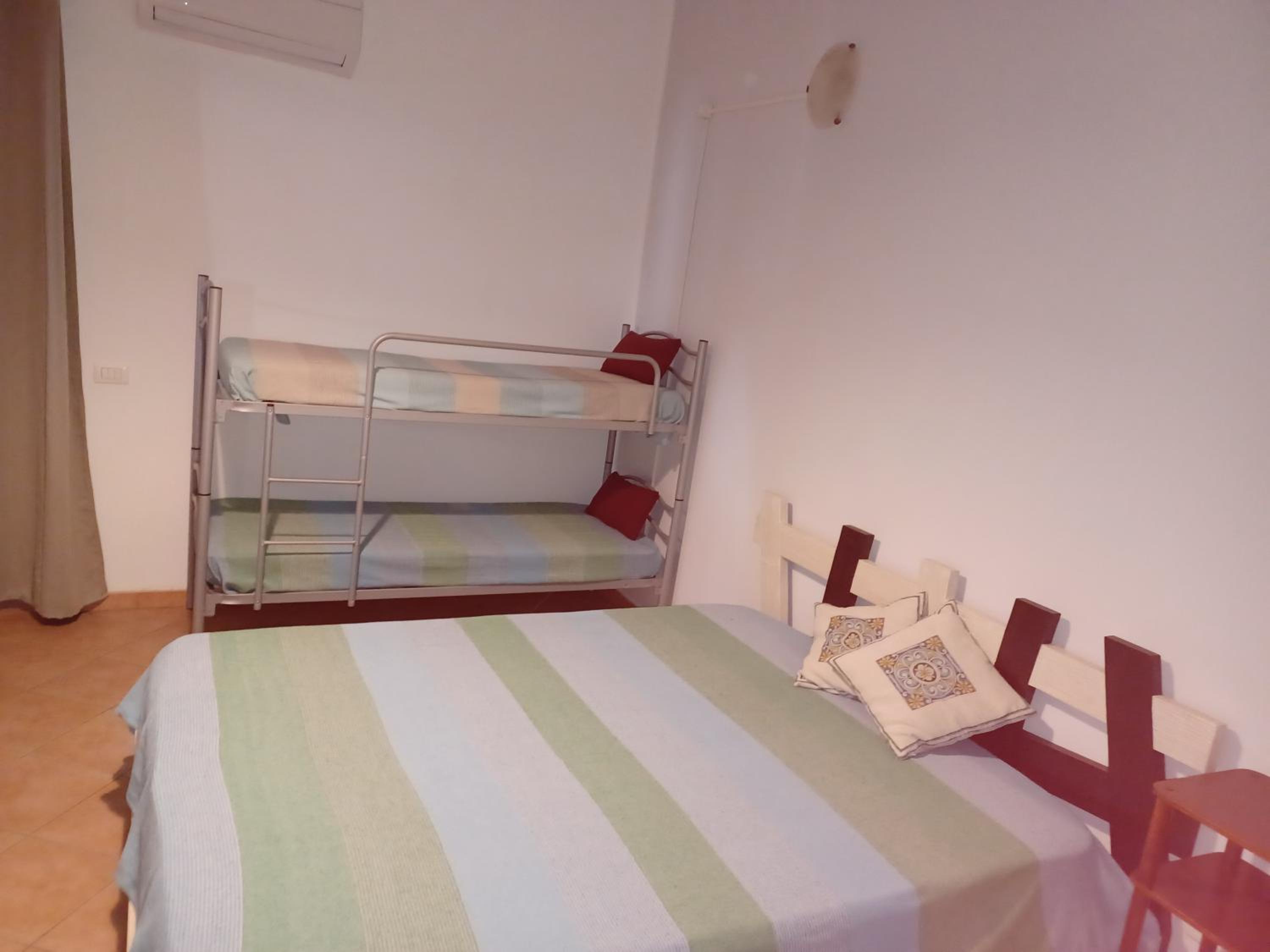 Classic Quadruple Room