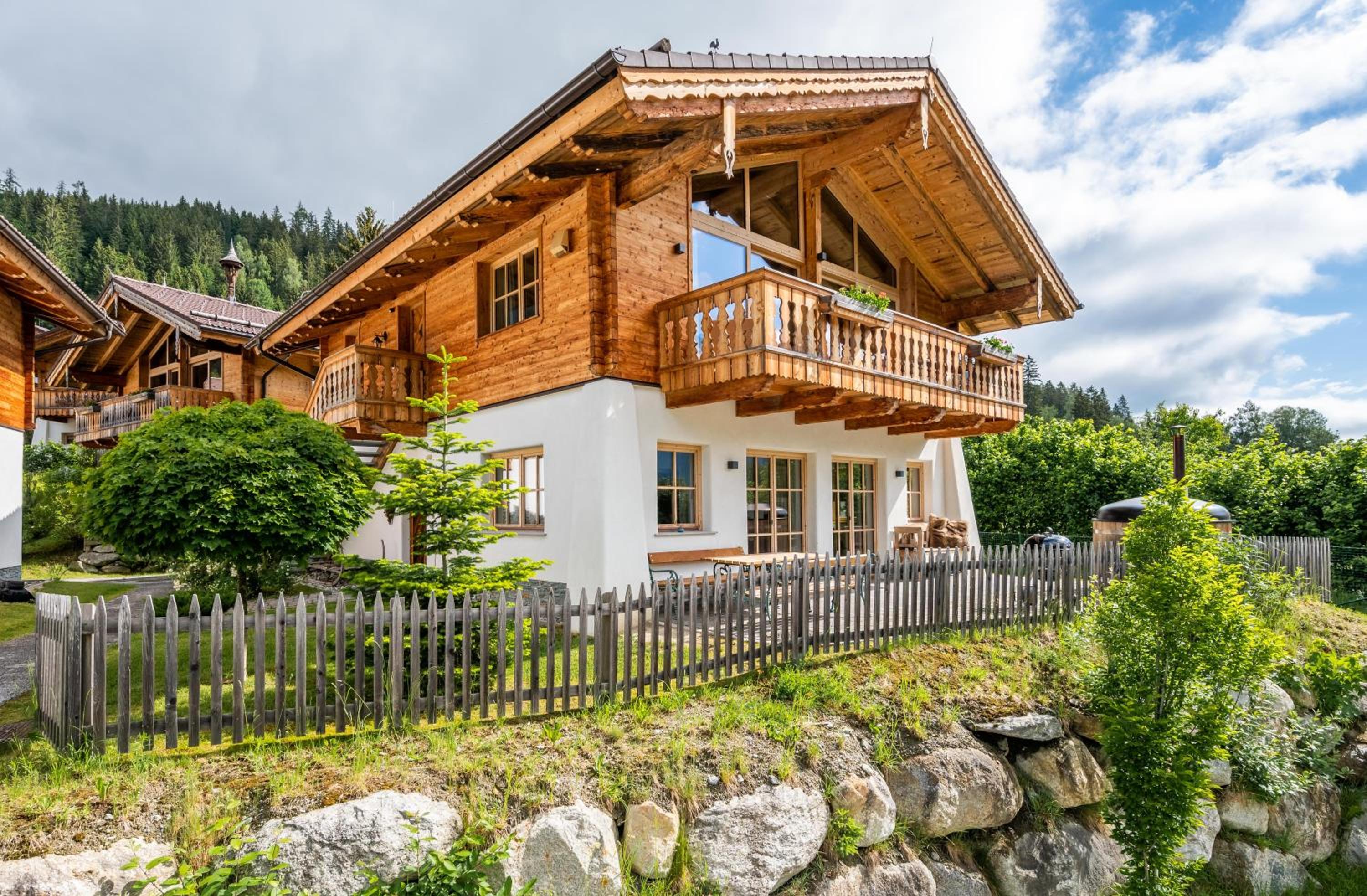 Superior Chalet photo 2