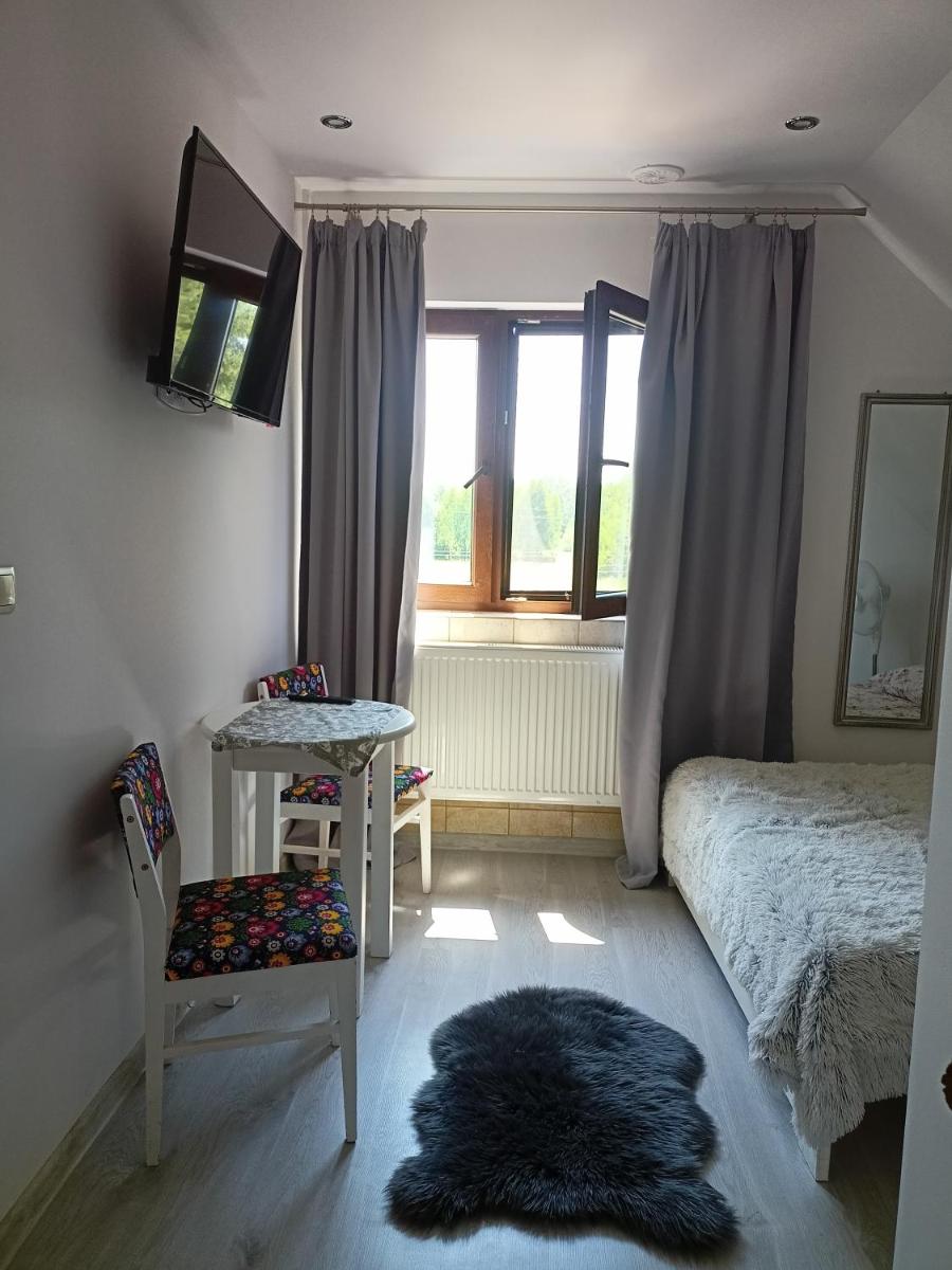 Economy Double Room photo 1