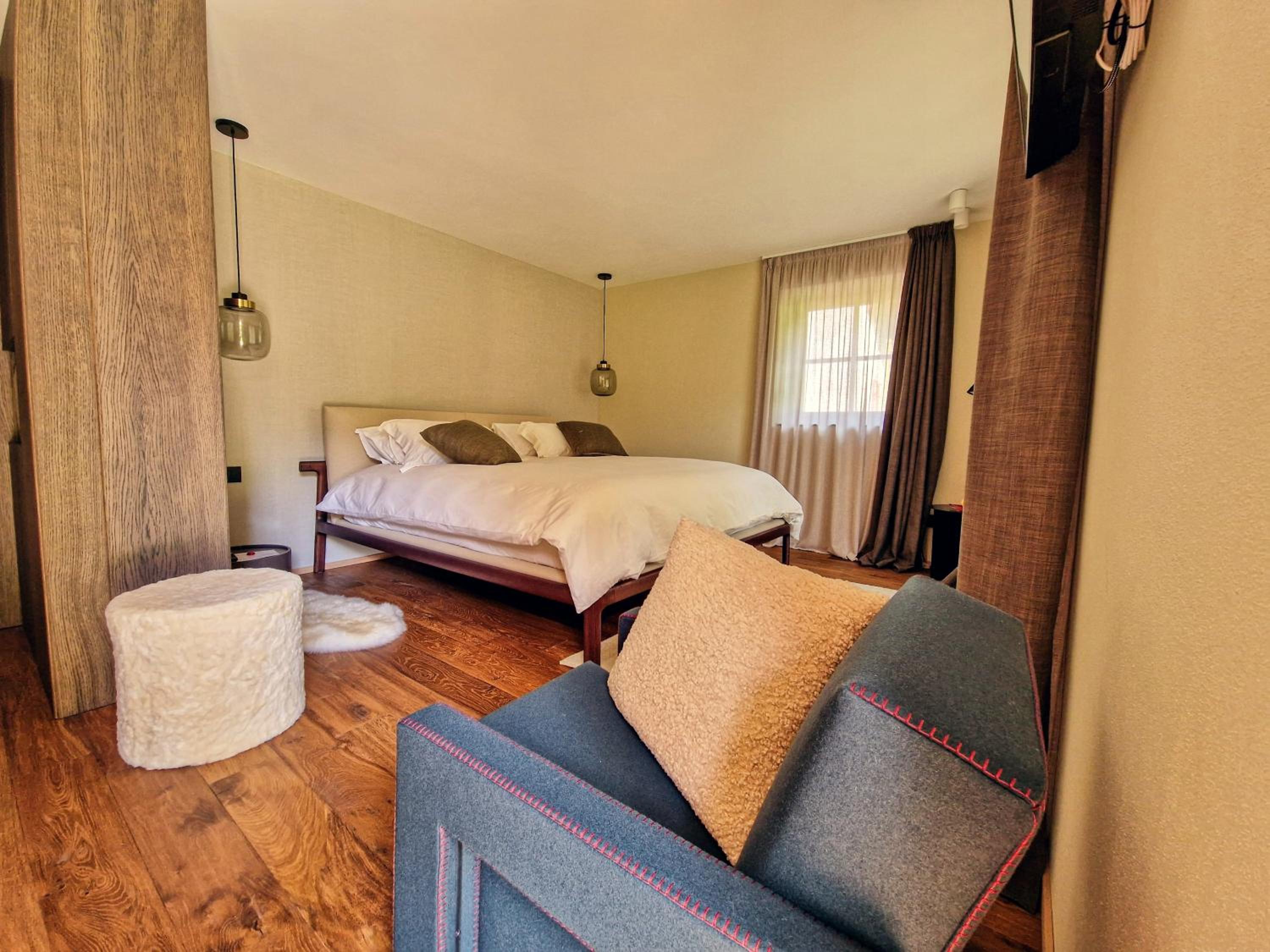 Junior Suite with Mountain View photo 1