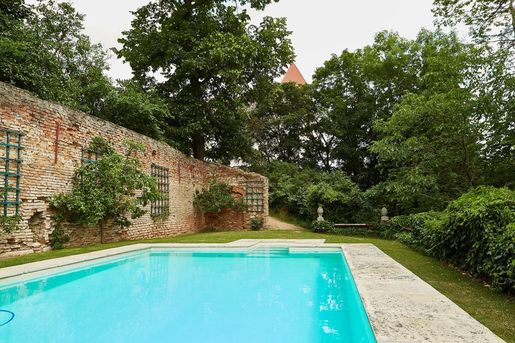Villa photo 2