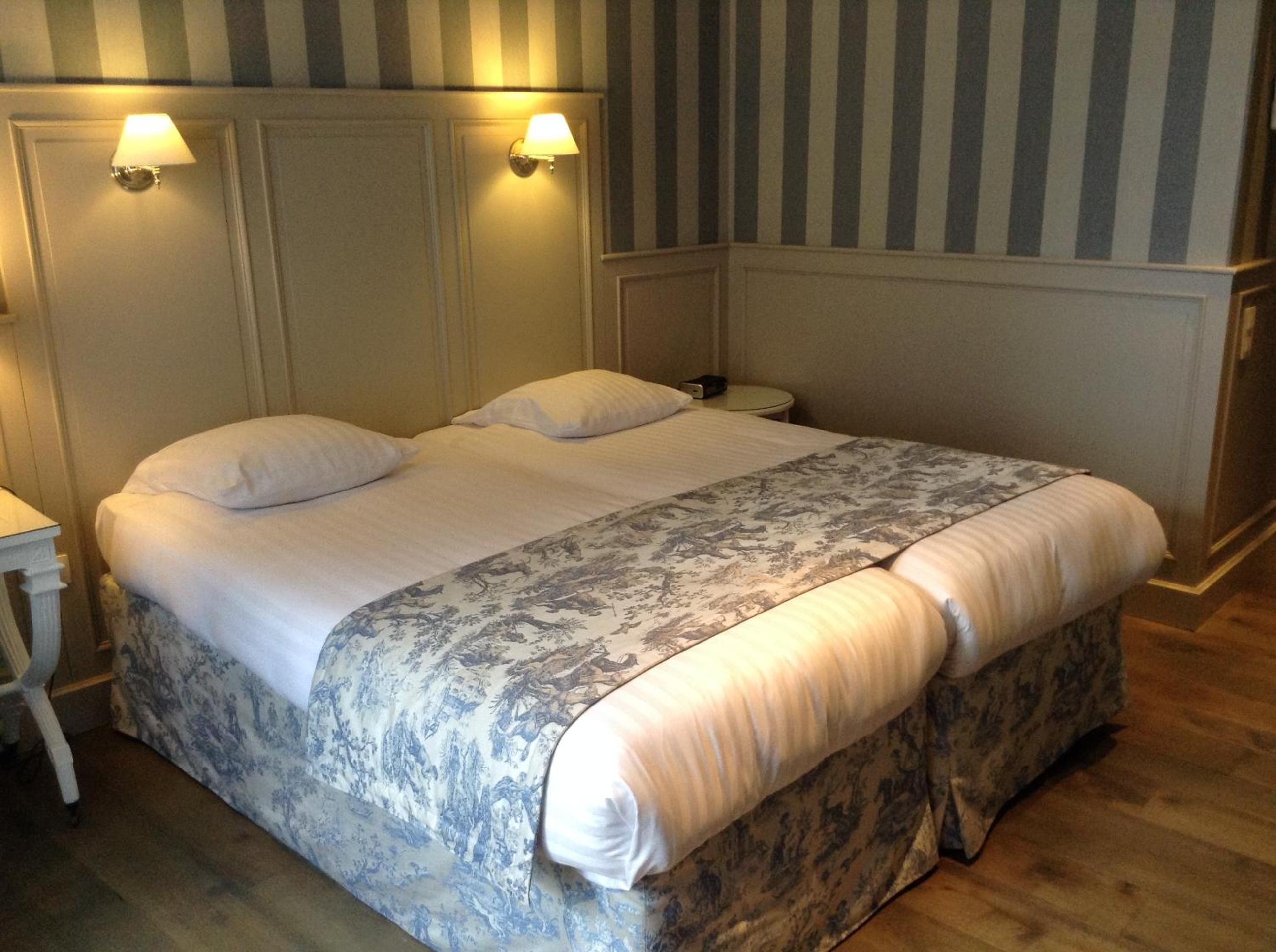 Standard Room photo 1