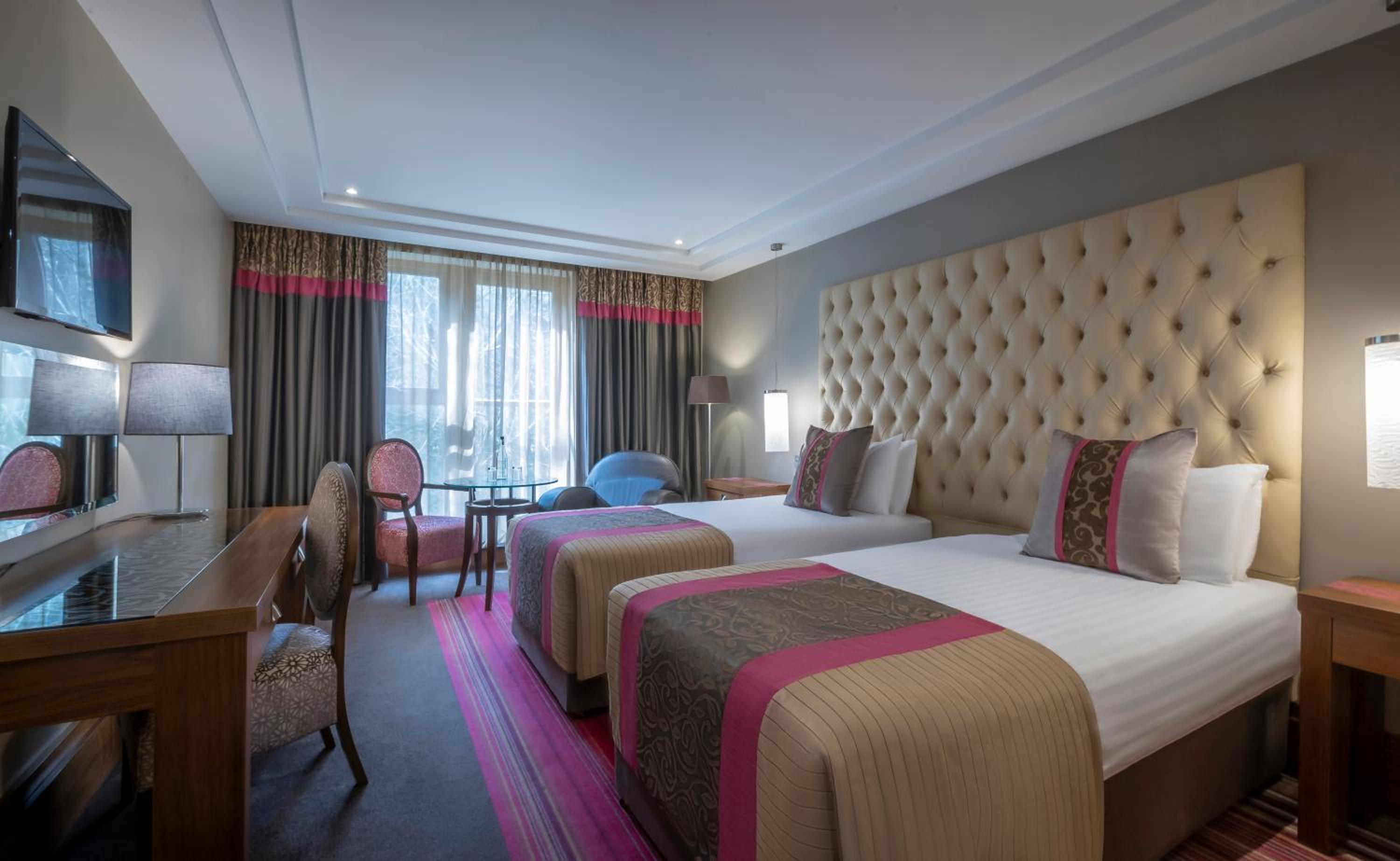 Double or Twin Room - Photo 3
