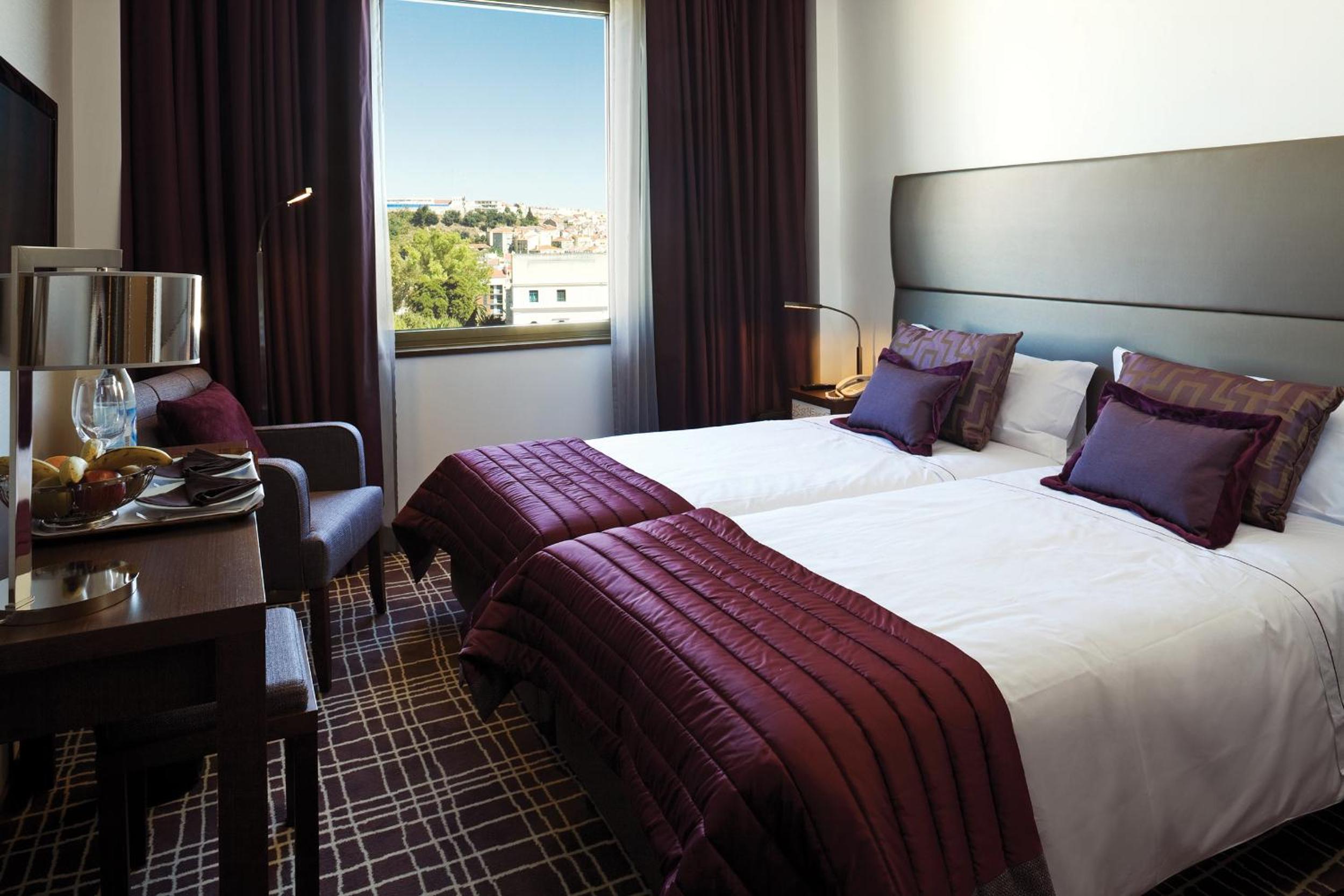 Double or Twin Room - Photo 5